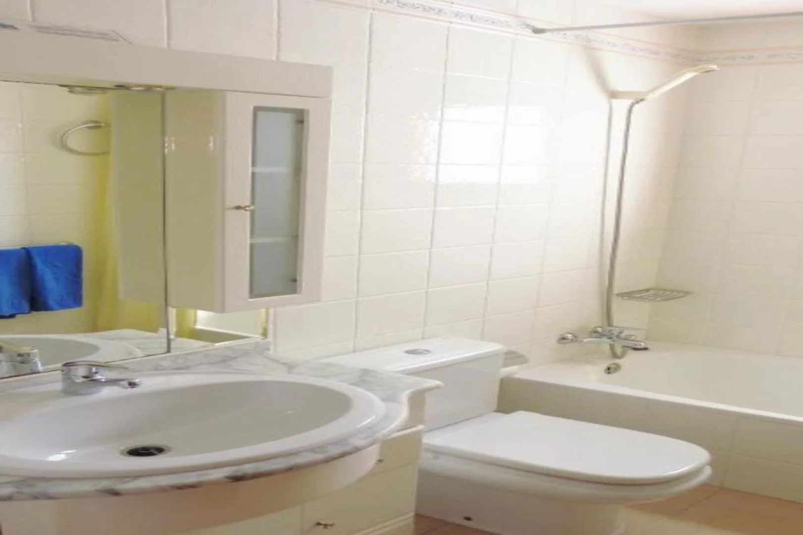 Castillo Beach Bungalows