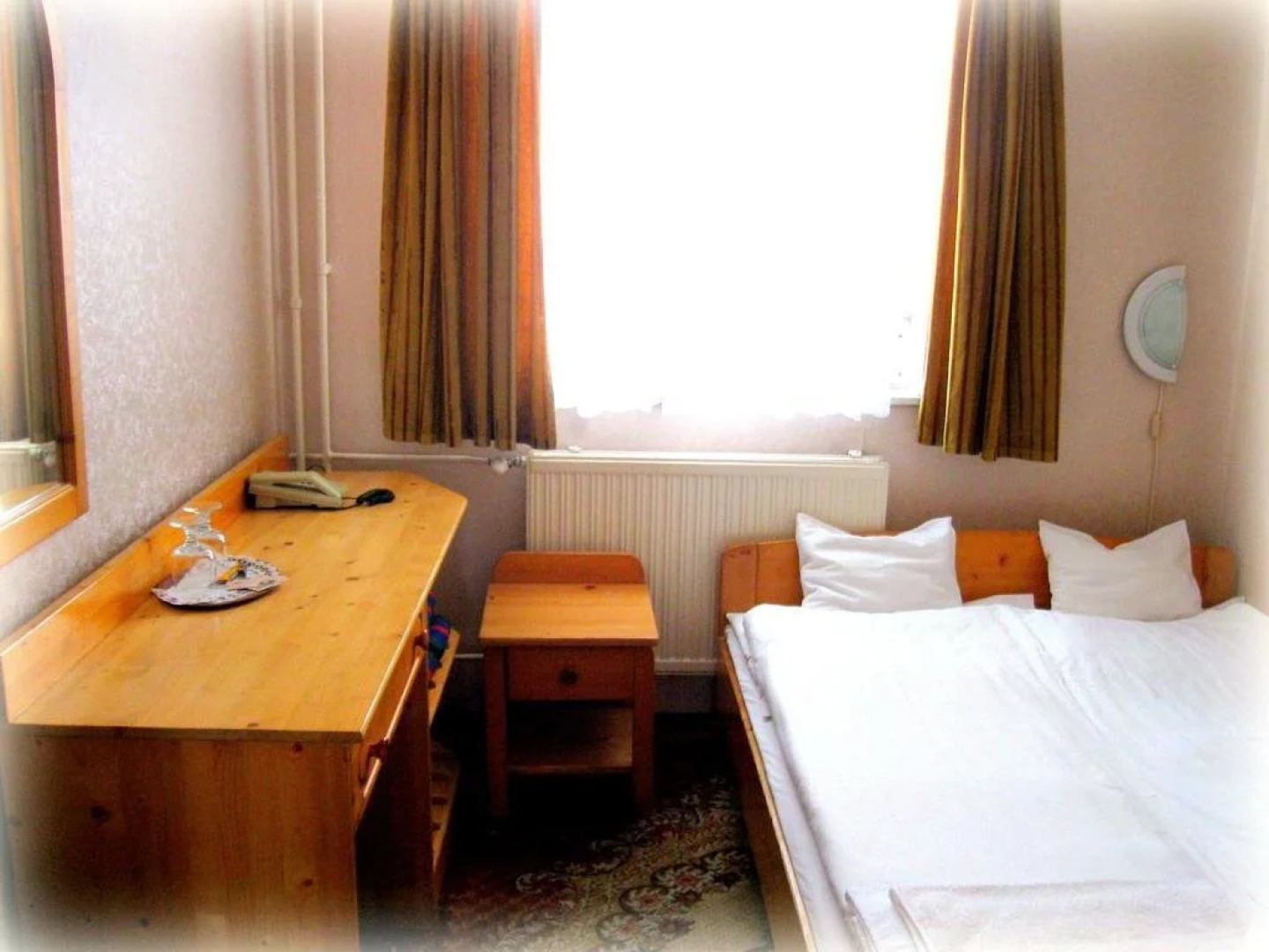 Oázis Hotel Étterem