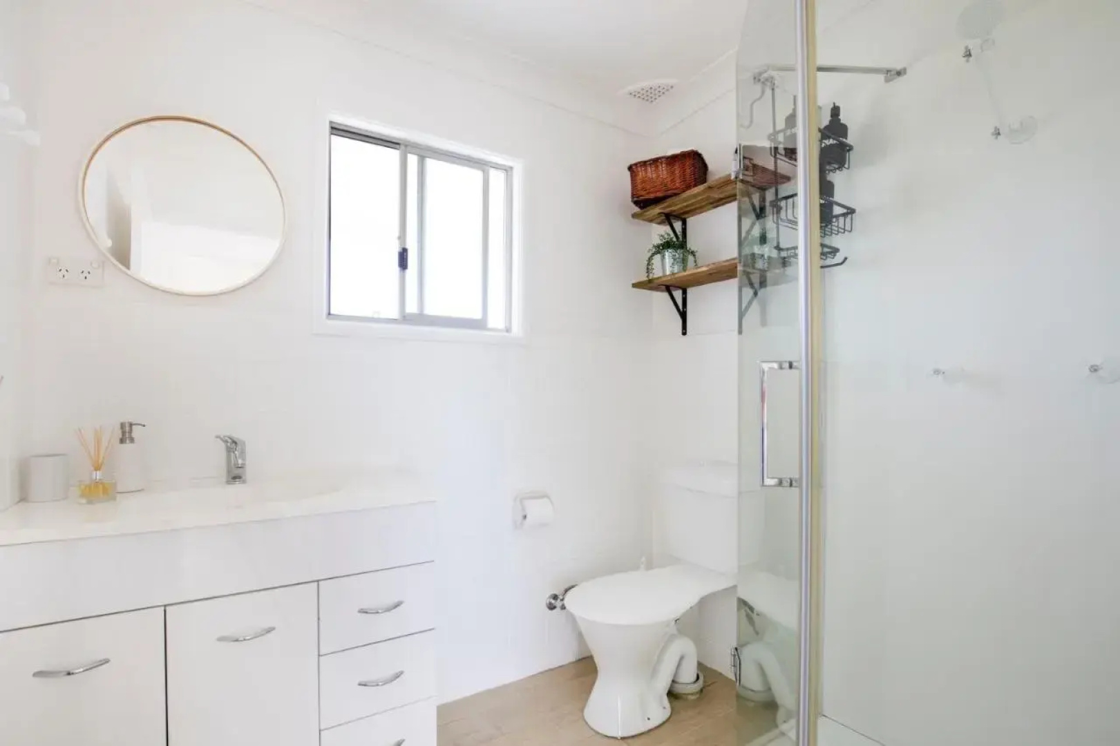 Come Wot Mey - Pet Friendly - 4 Mins Walk to Beach
