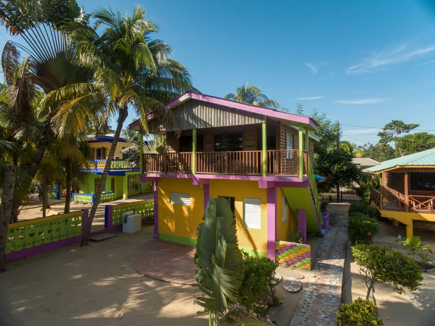 Palm Cove Cabins