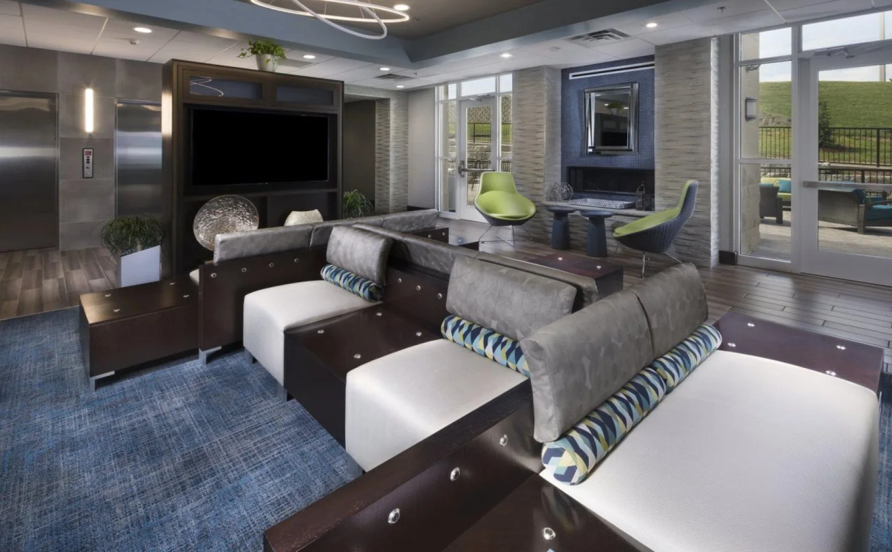 Holiday Inn & Suites Arden - Asheville Airport by IHG