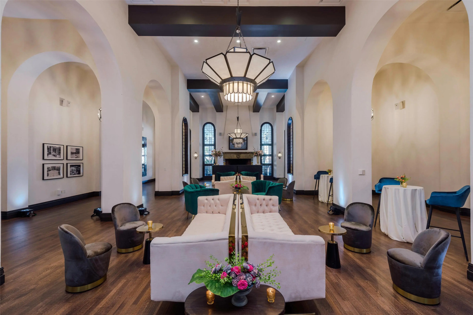 Hotel Figueroa, an Unbound Collection by Hyatt