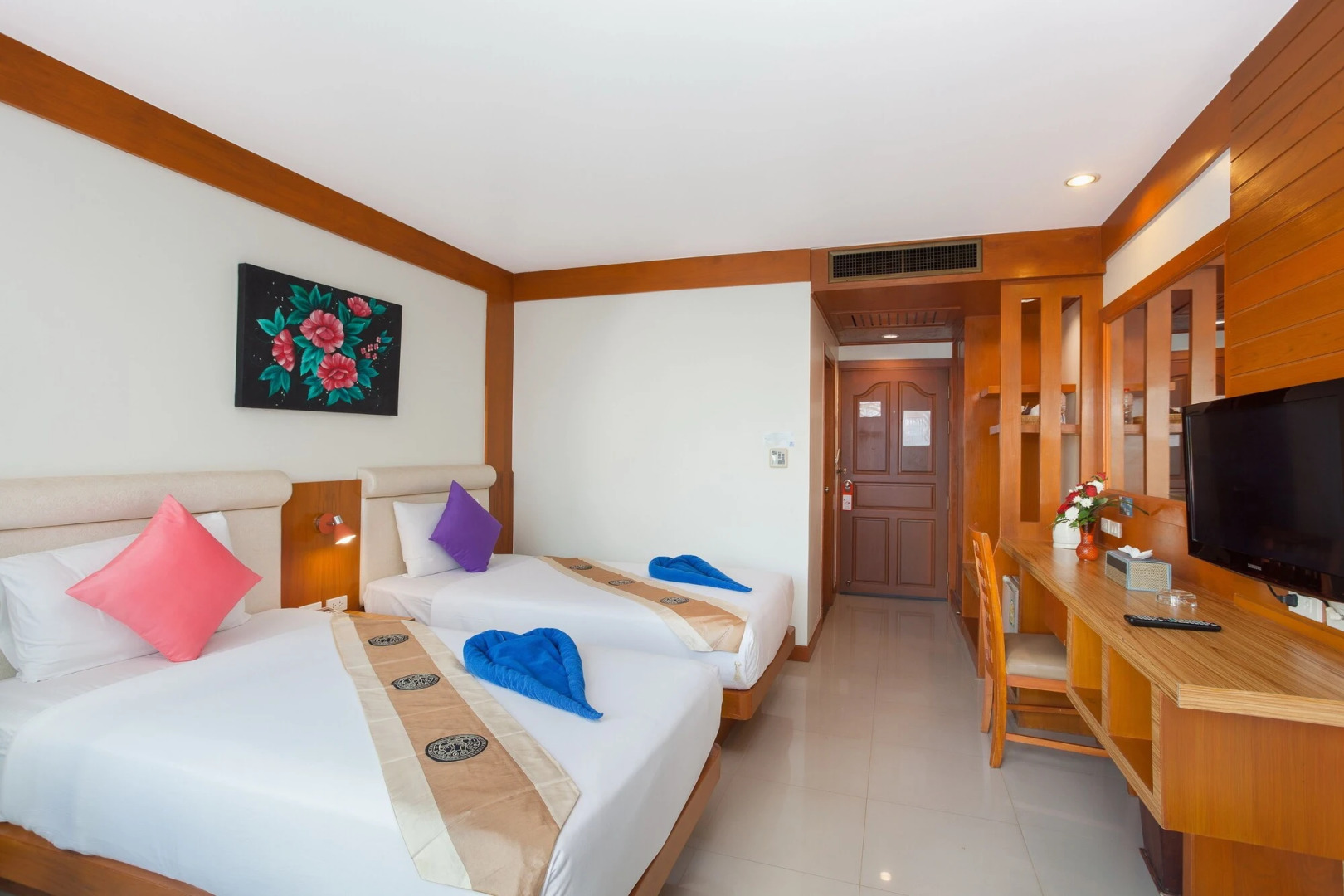 Курортный отель Baumancasa Beach Resort