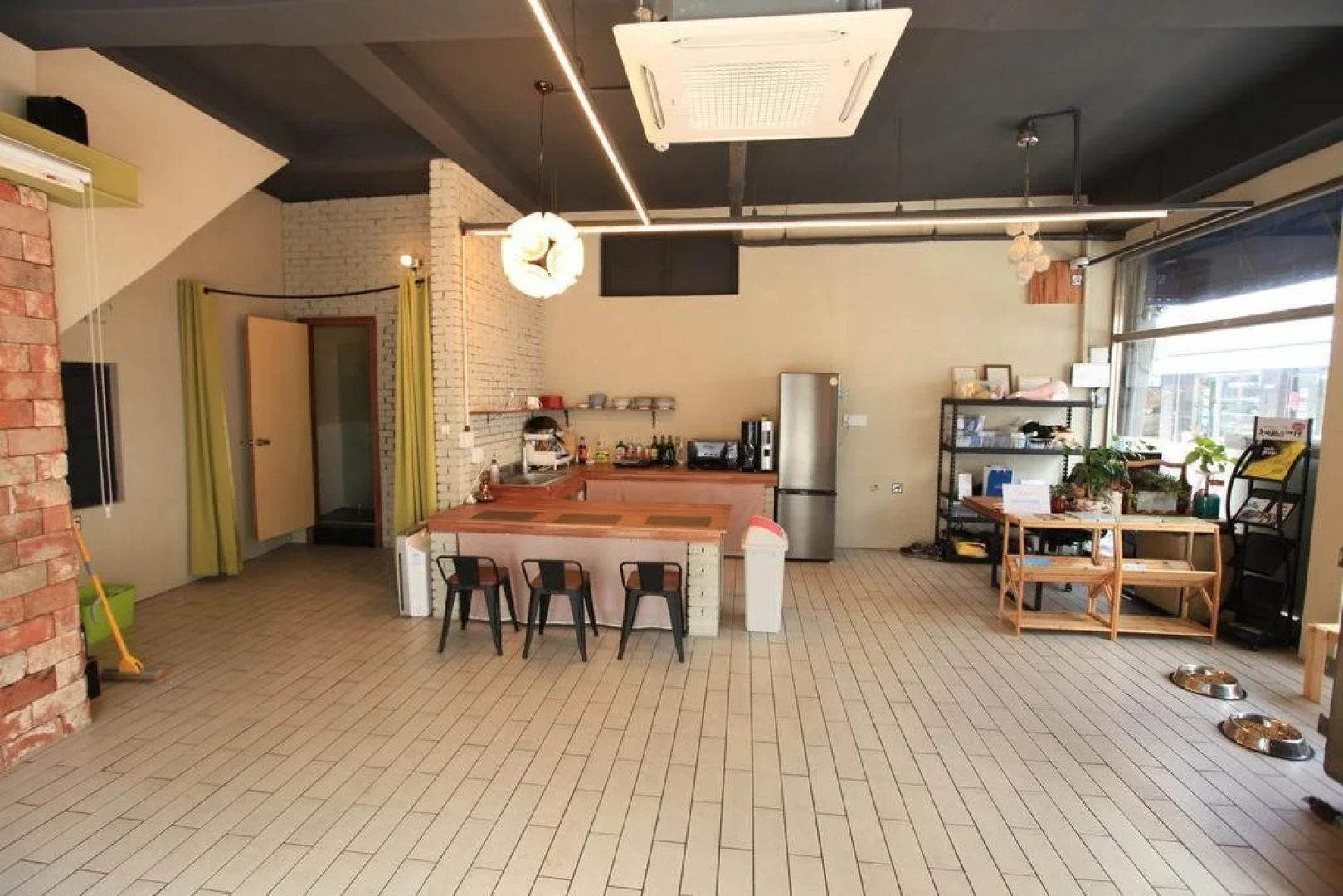 Quartz Hostel