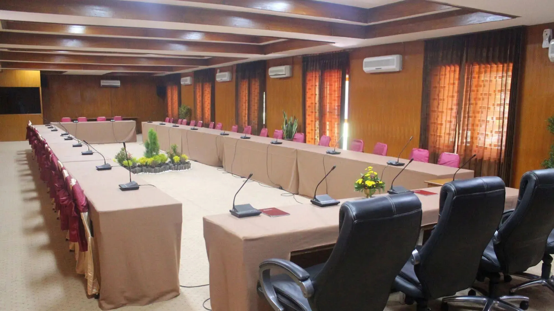 Manohara Borobudur Cultural Center