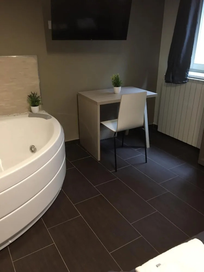 Hermoso Housing HH Valenza