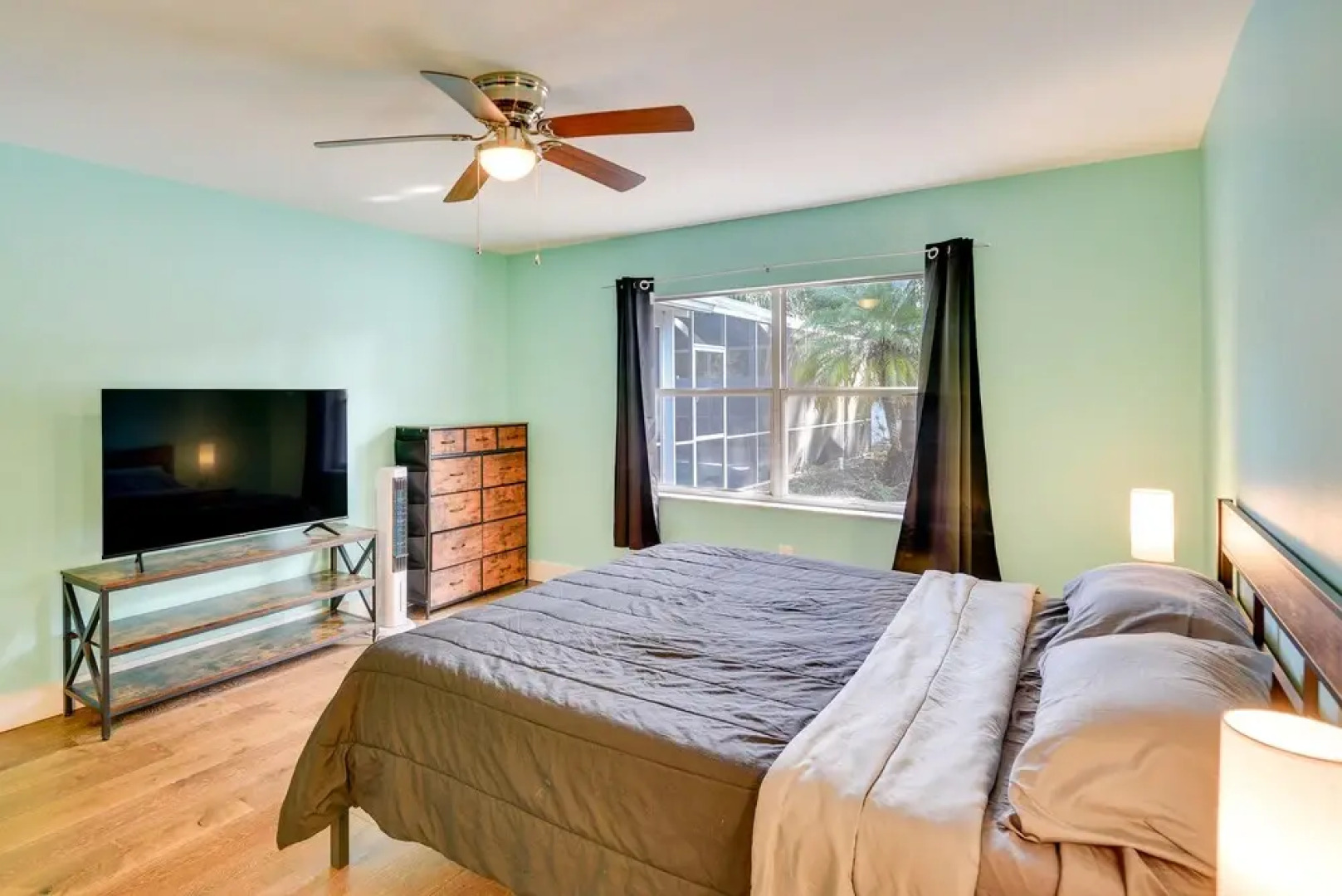 Palm Coast Home w/ Pool: 5 Mi to Flagler Beach!