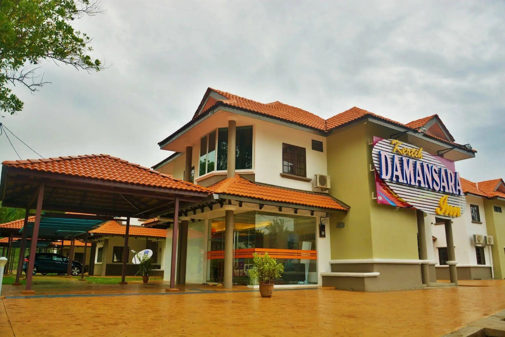 Kertih Damansara Inn