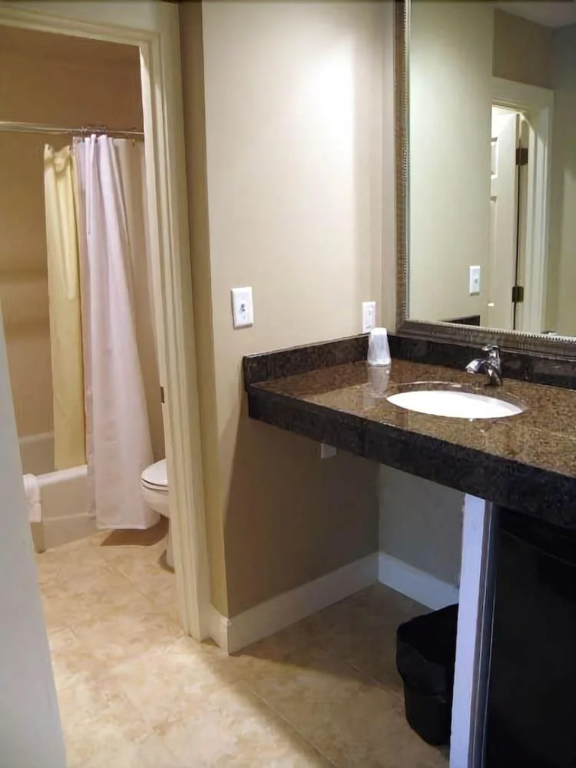 Barons "By the Bay" Inn - Fairhope