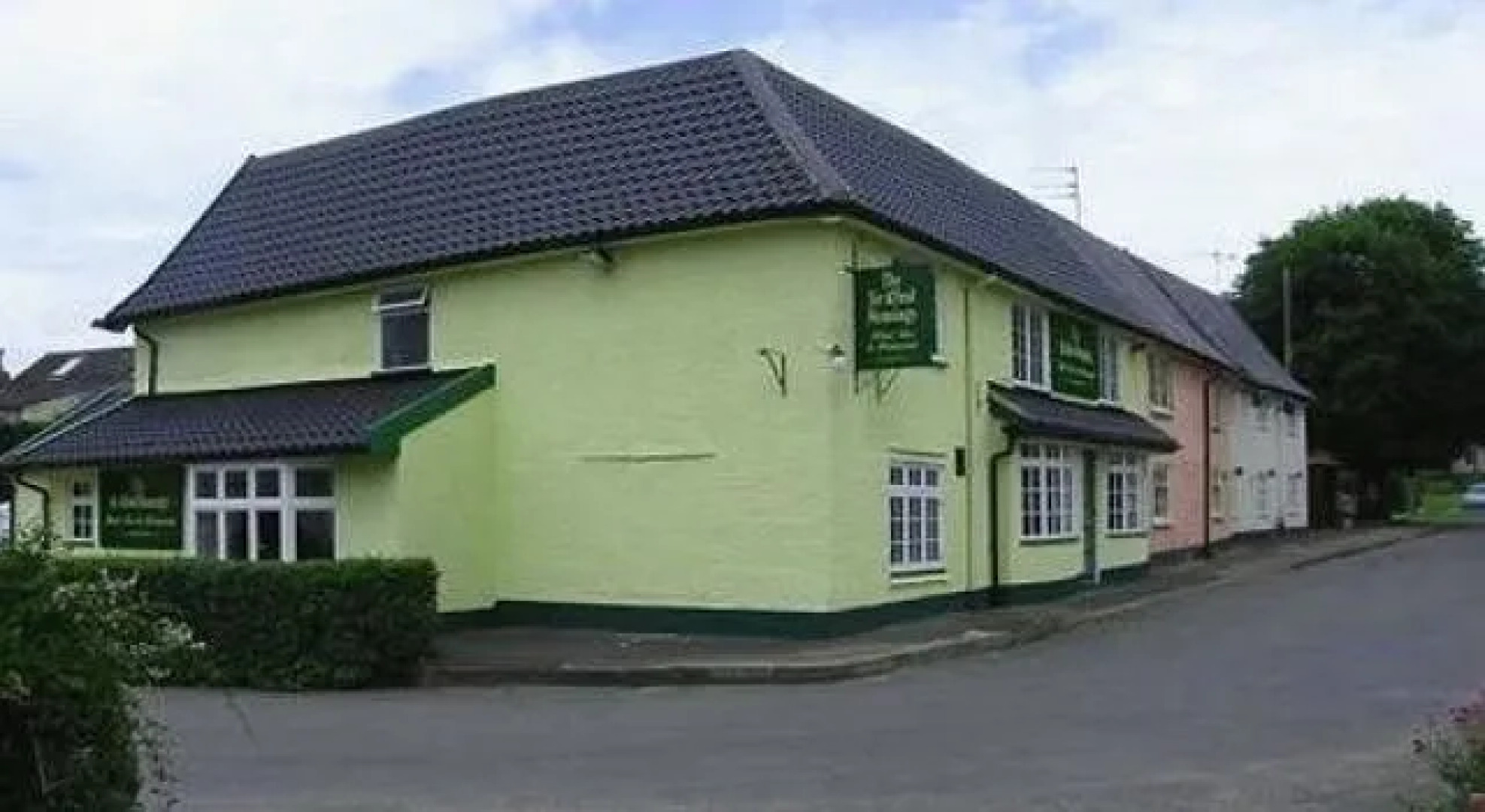 Sir Alfred Munnings Hotel