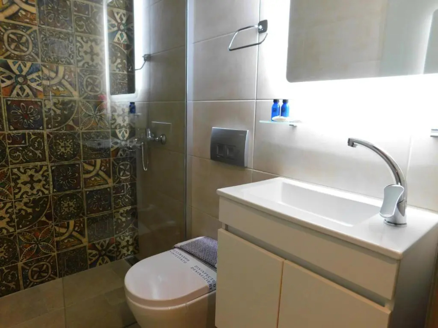 Yulia Luxury Apartment