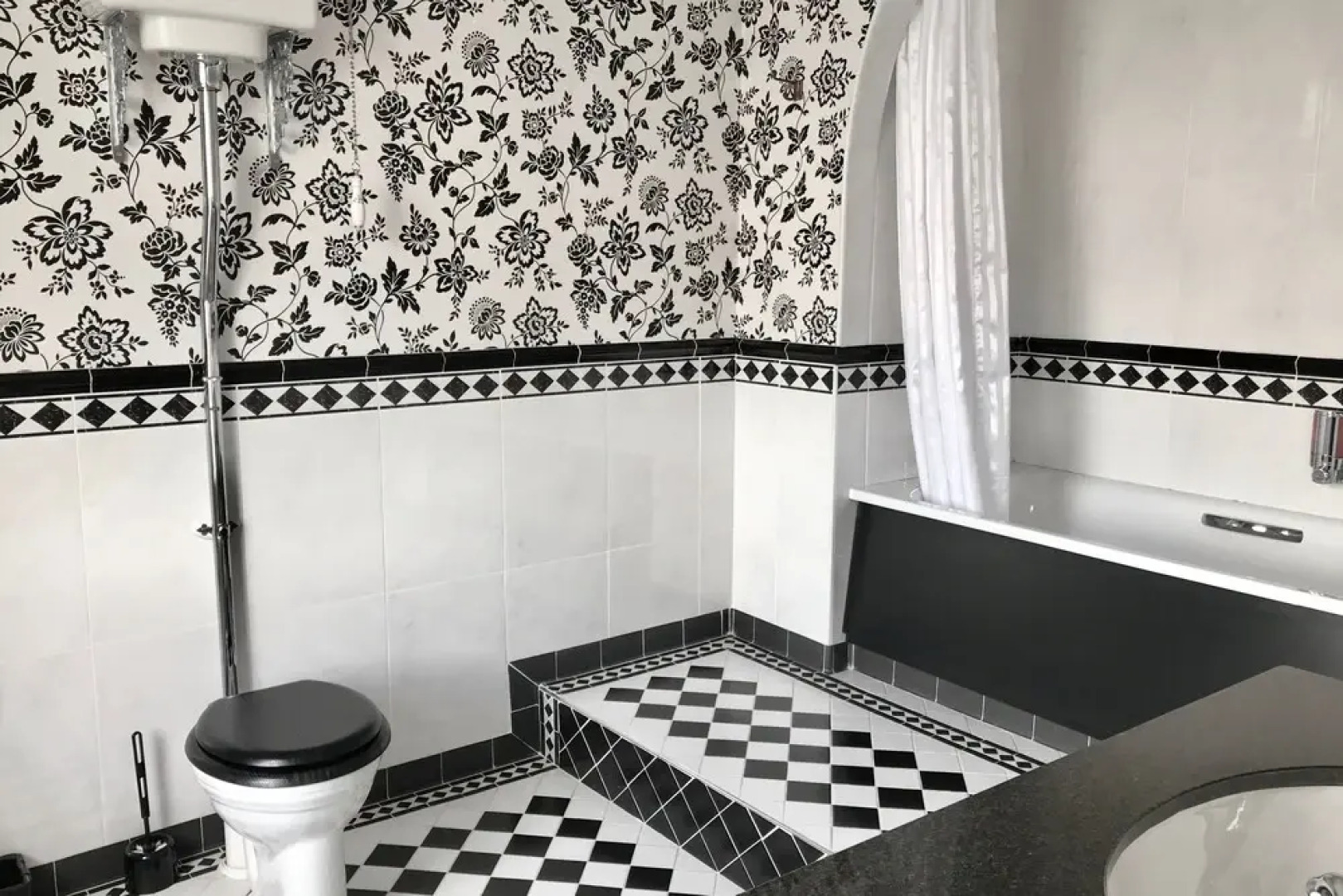 Loftsome Bridge Hotel