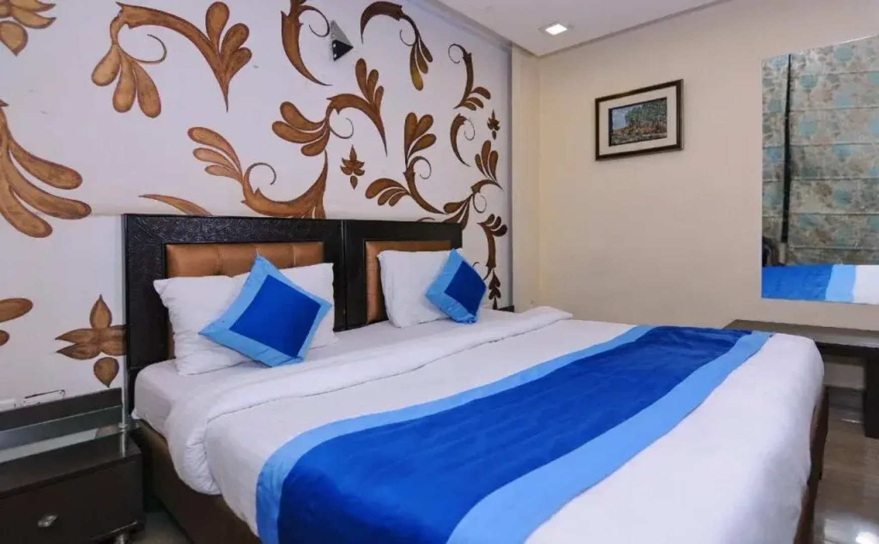 RB Grand Residency by OYO Rooms