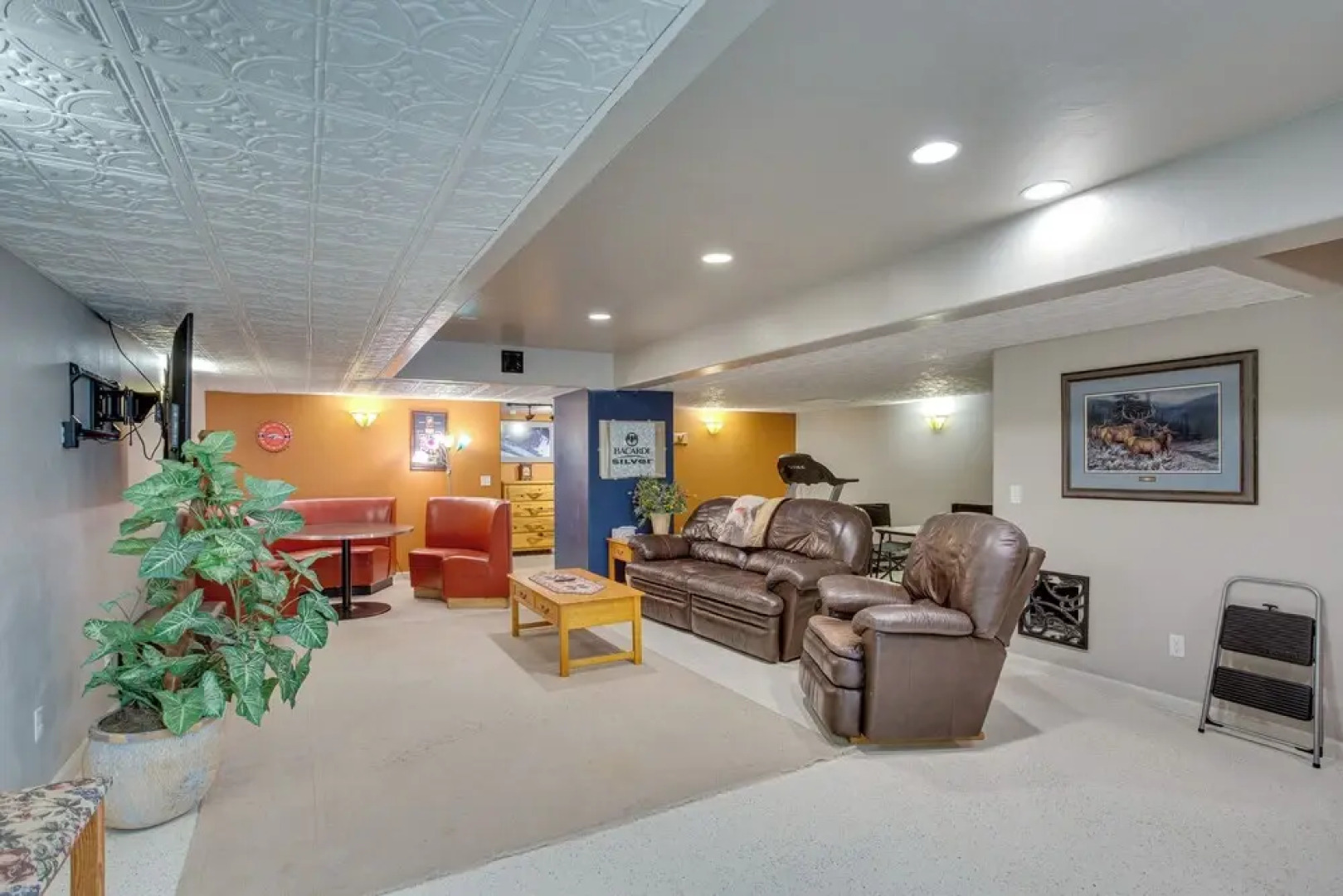 Spacious Home w/ Deck: 5 Mi to Ridgway State Park!