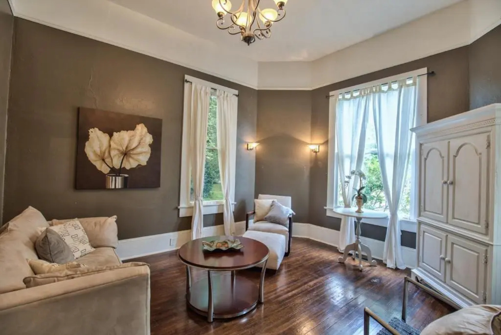 Classic/Modern Downtown Home