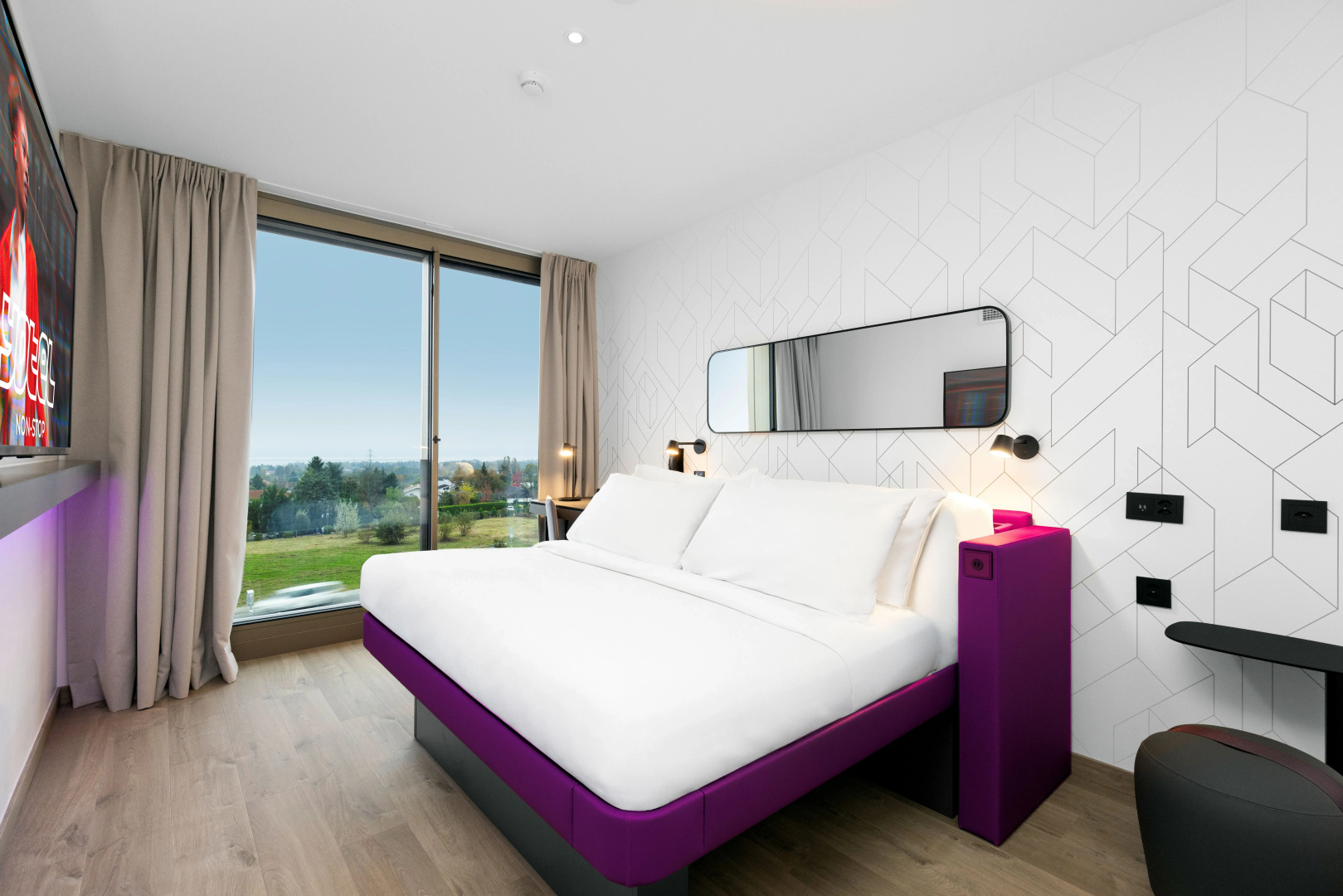 YOTEL Geneva Lake