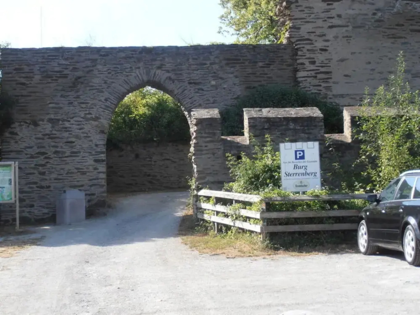 Multicultural Comfortable Holiday Residence