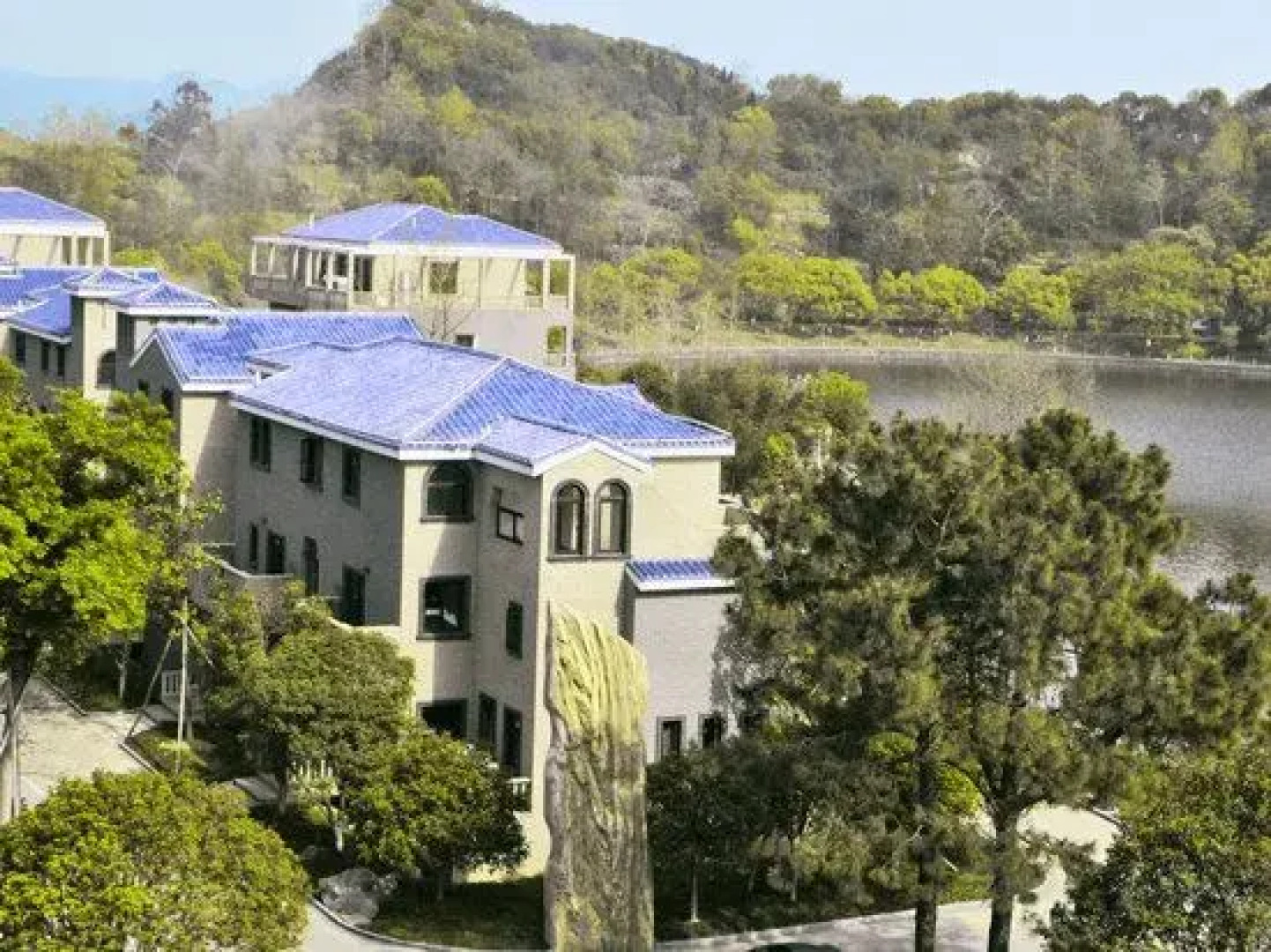 Donggu Lake Xiangshan New Century Hotel