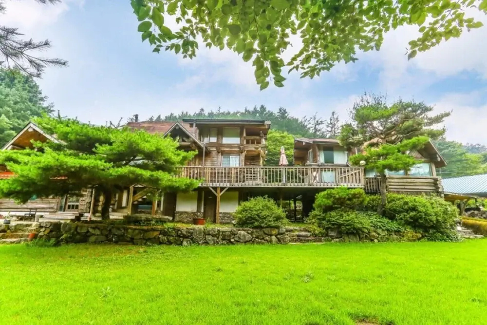 Yangpyeong Log Camp Pension