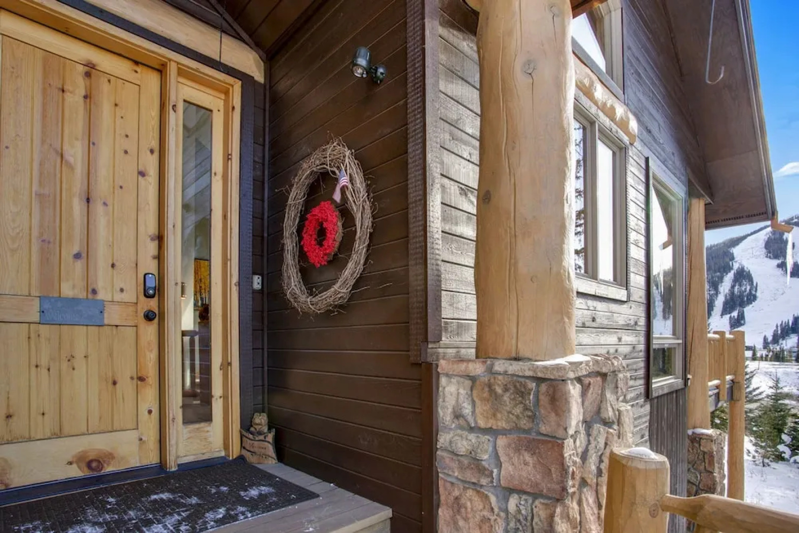 Lakota Mountain Lodge Luxury Villa #205 by Winter Park Escapes