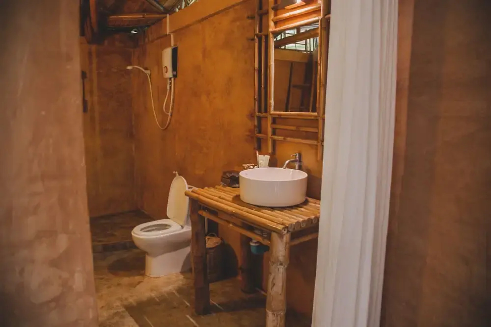 Hanchey Bamboo Resort