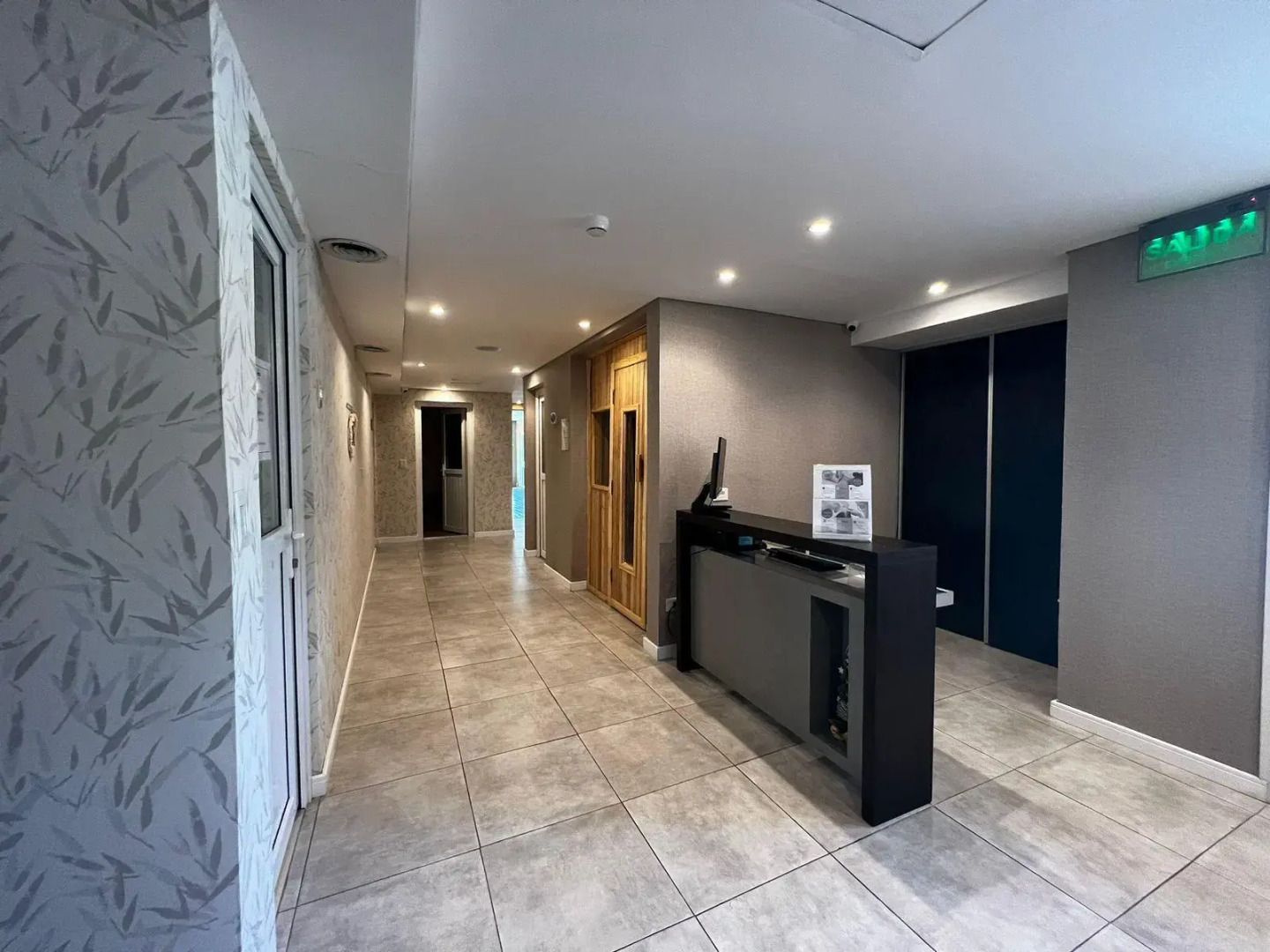 Days Inn by Wyndham Zarate