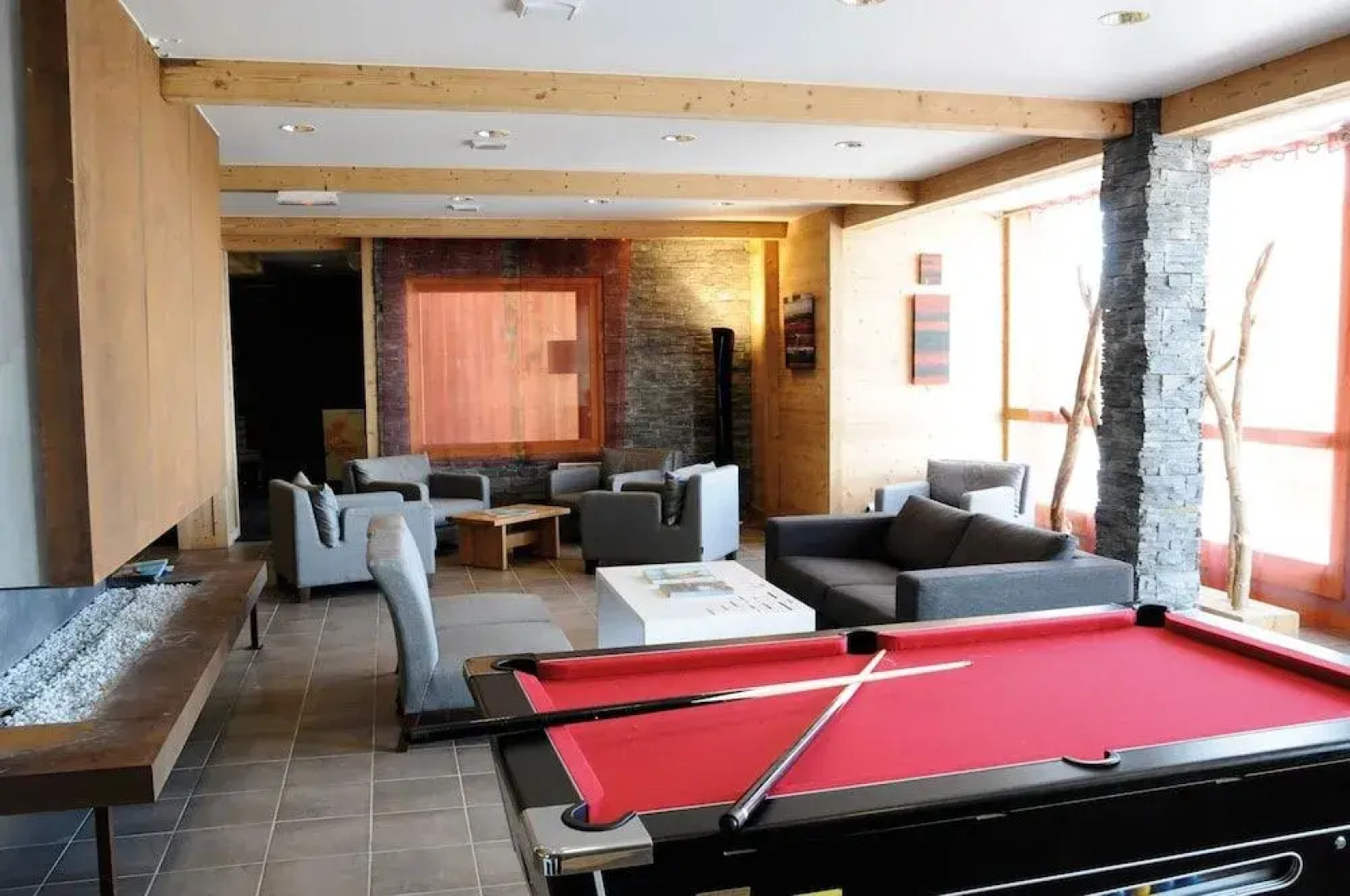 Skissim Premium - Résidence Le Roc Belle Face 4*by Travelski