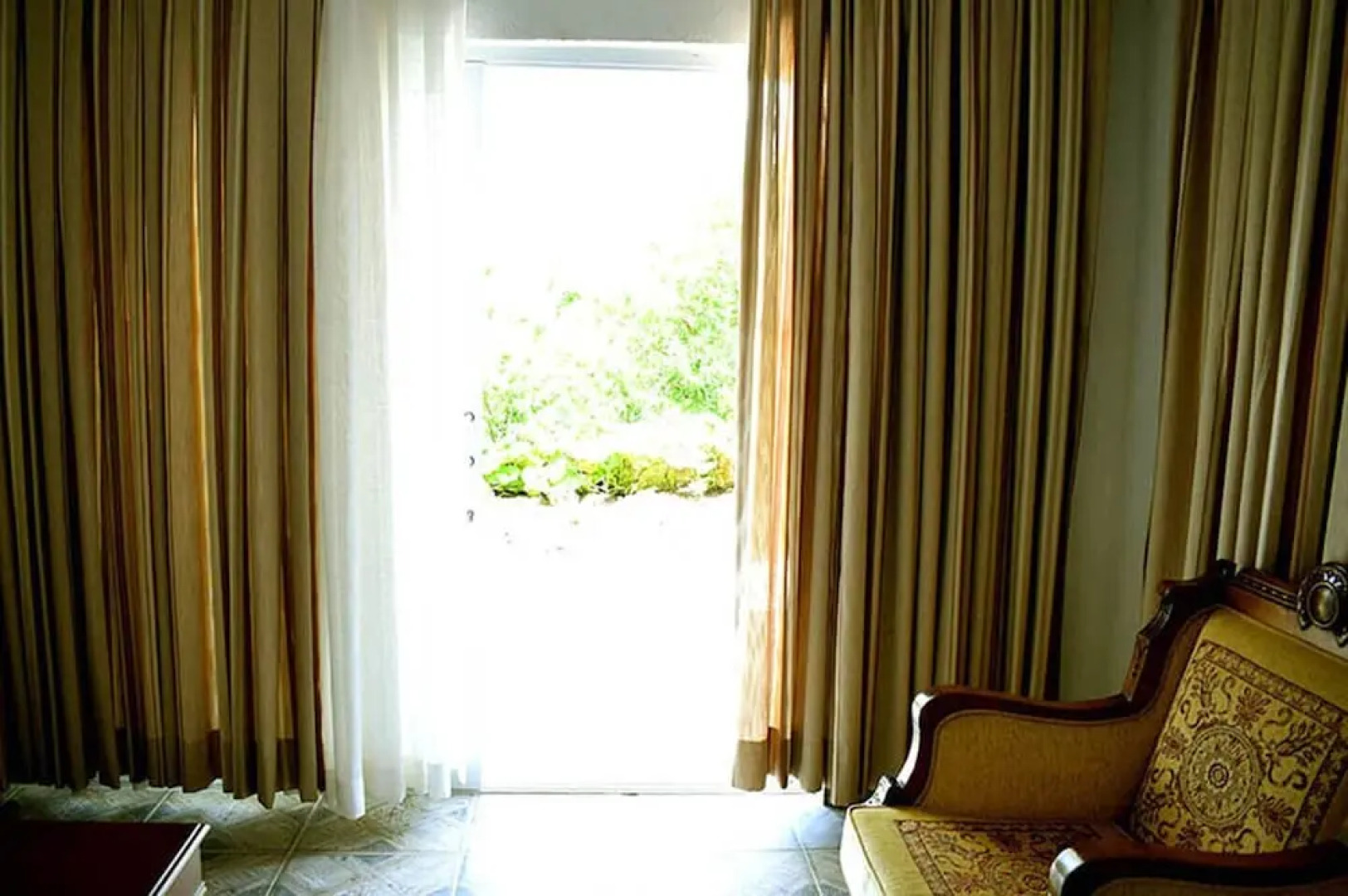 Saranda Teras Pansiyon