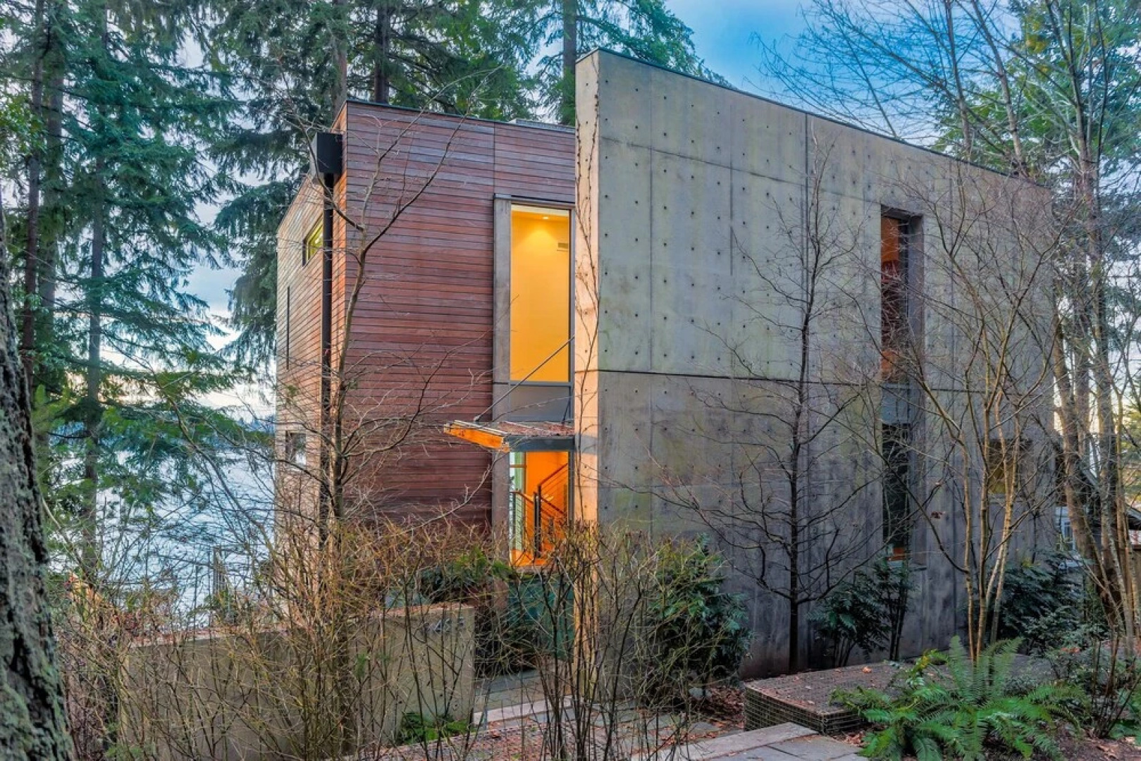 Bayside Retreat Home by RedAwning