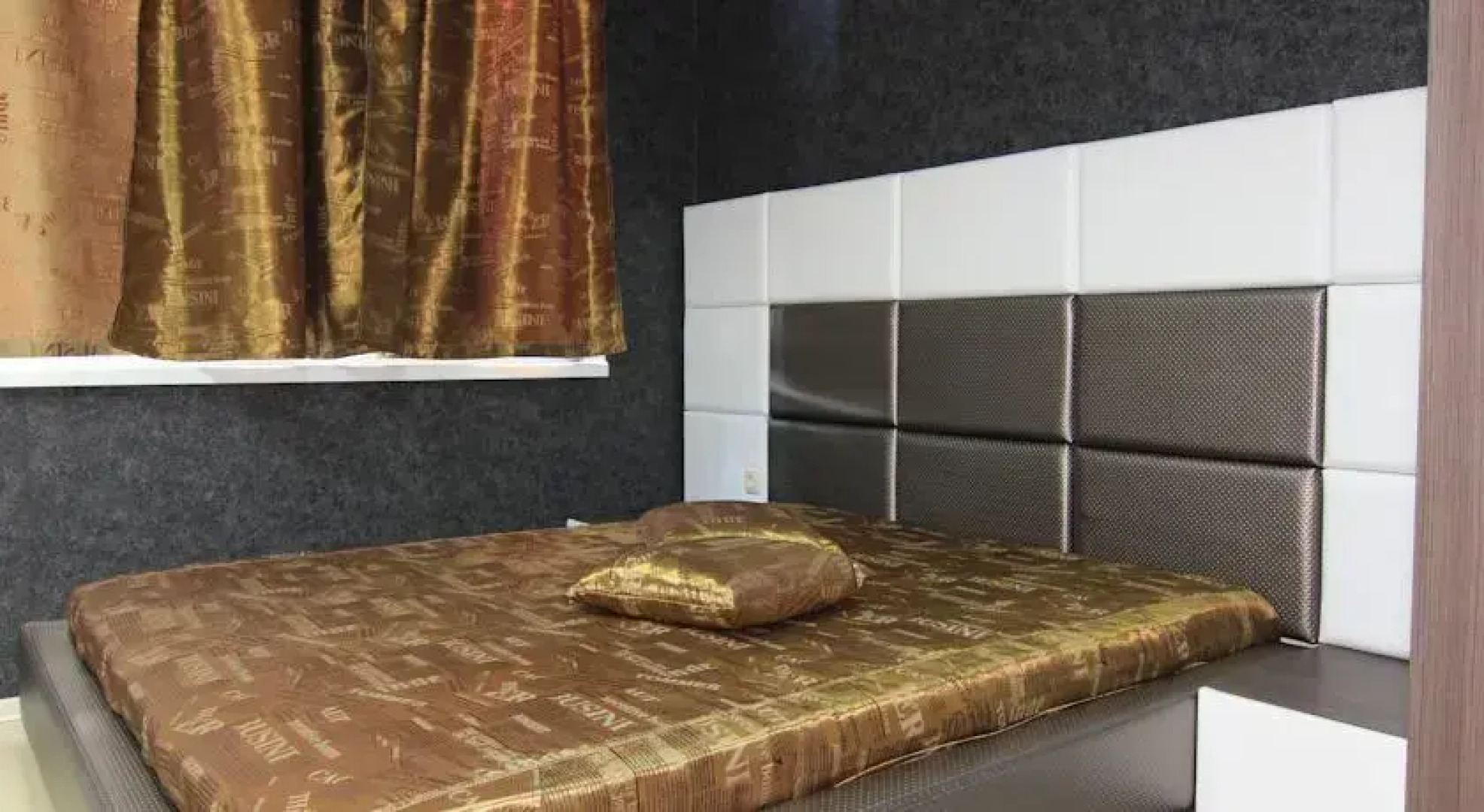 Bedroom Place Guest Rooms