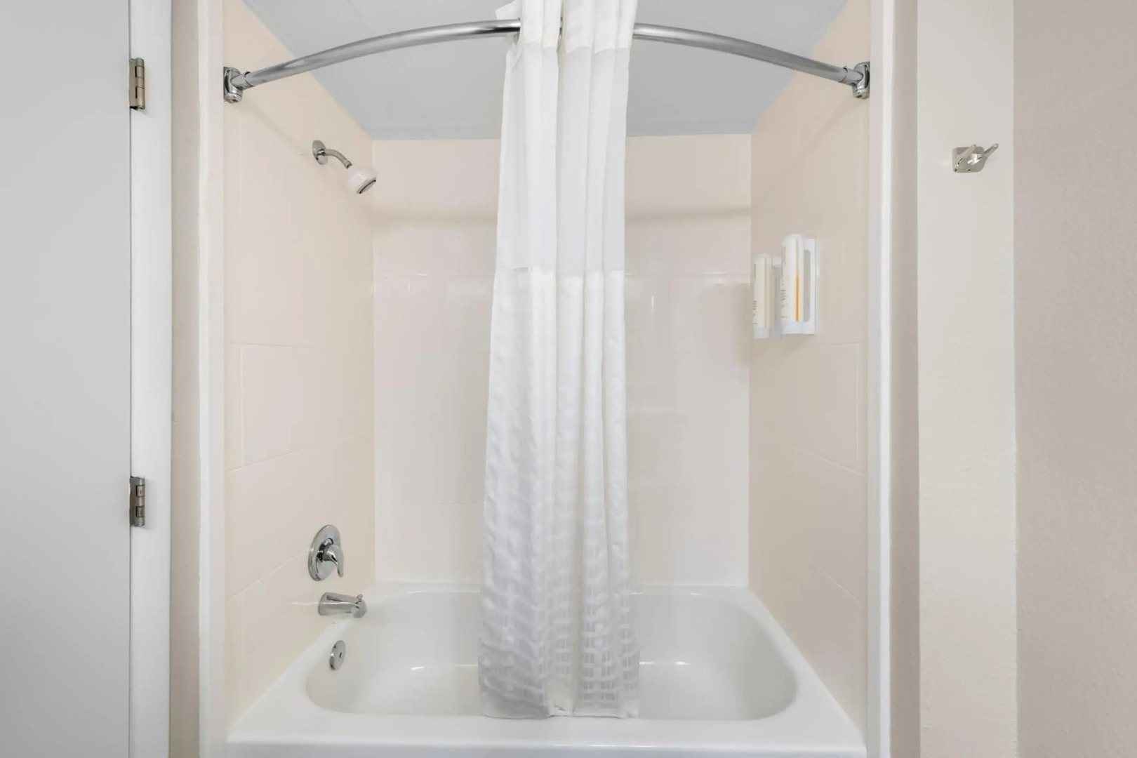 Clarion Pointe Apex – Holly Springs