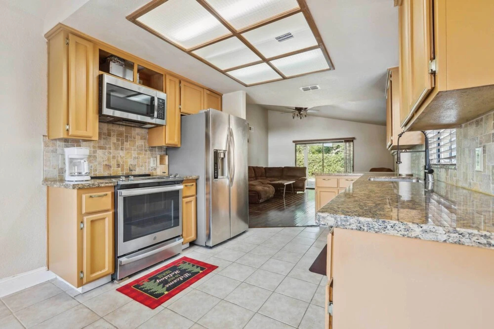 Charming Elk Grove Home - 15 Mi to Sacramento!