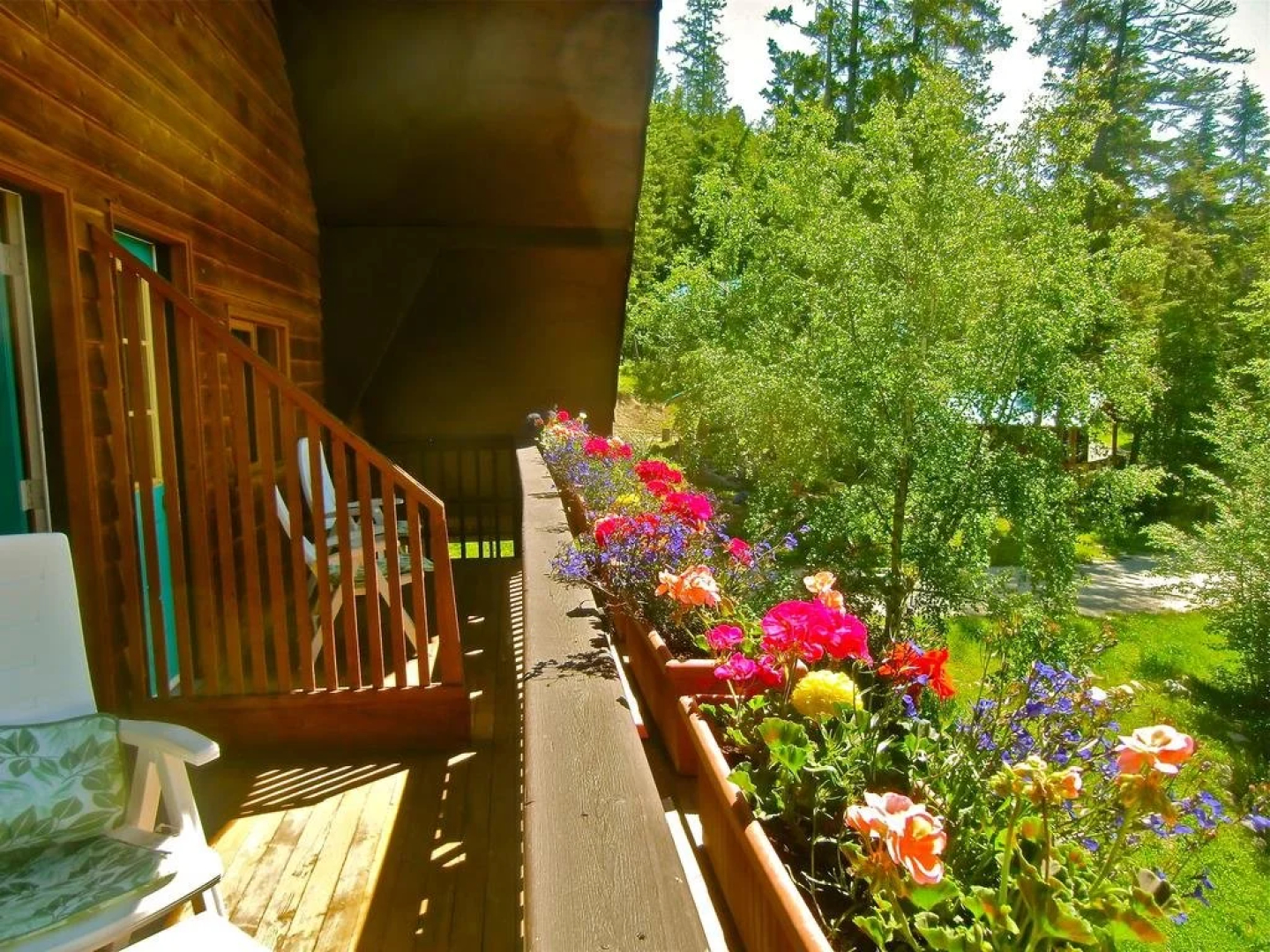 Alexa Chalets - Timber Inn & Restaurant