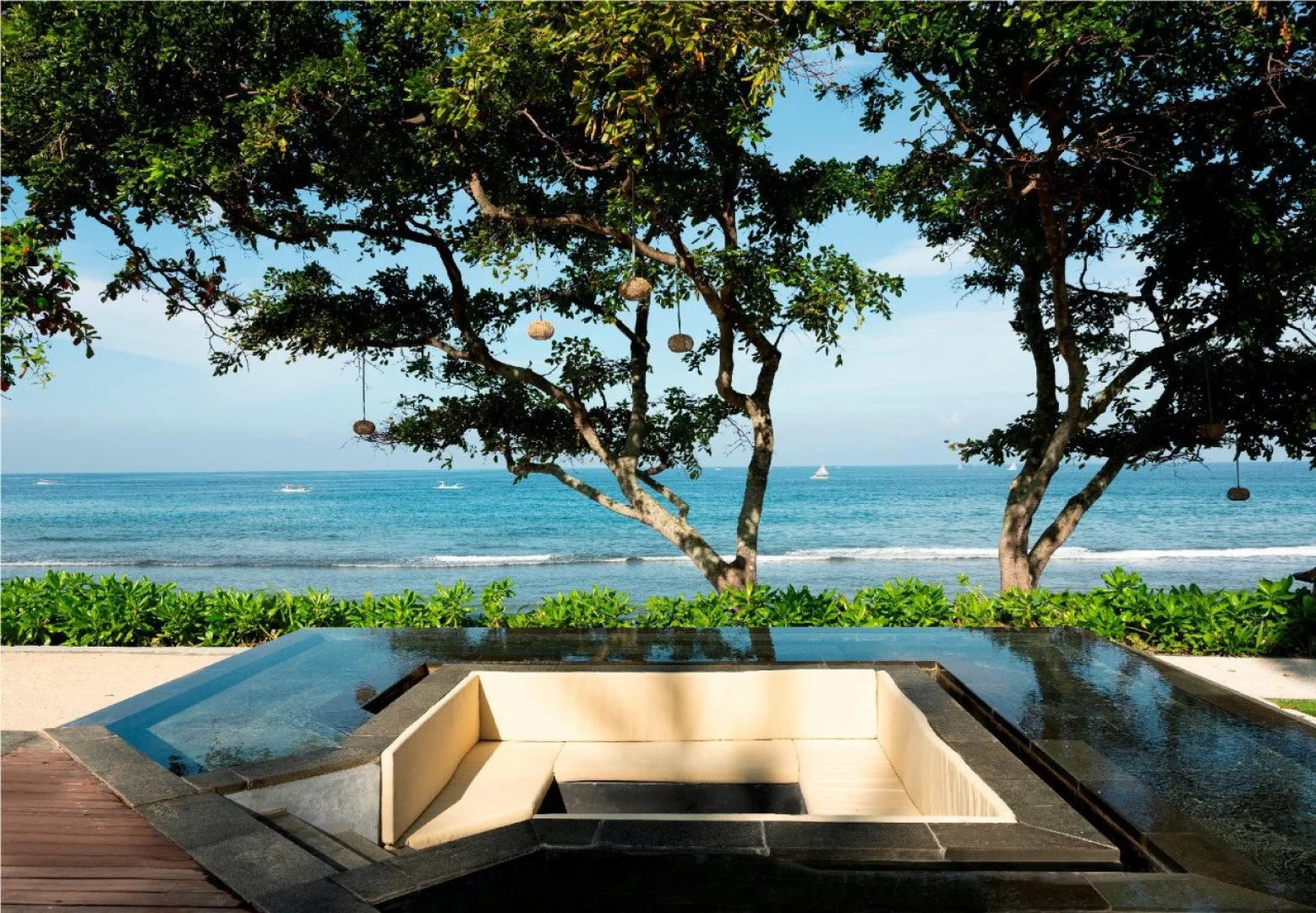 Mangsit Suites by Holiday Resort Lombok