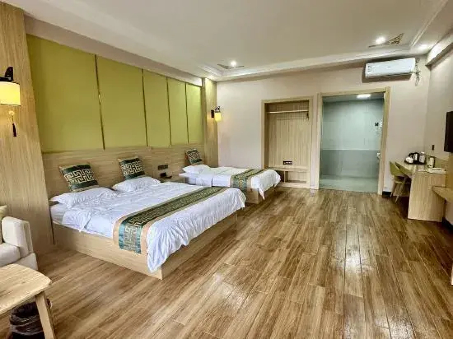 Tianxi Courtyard Hotel