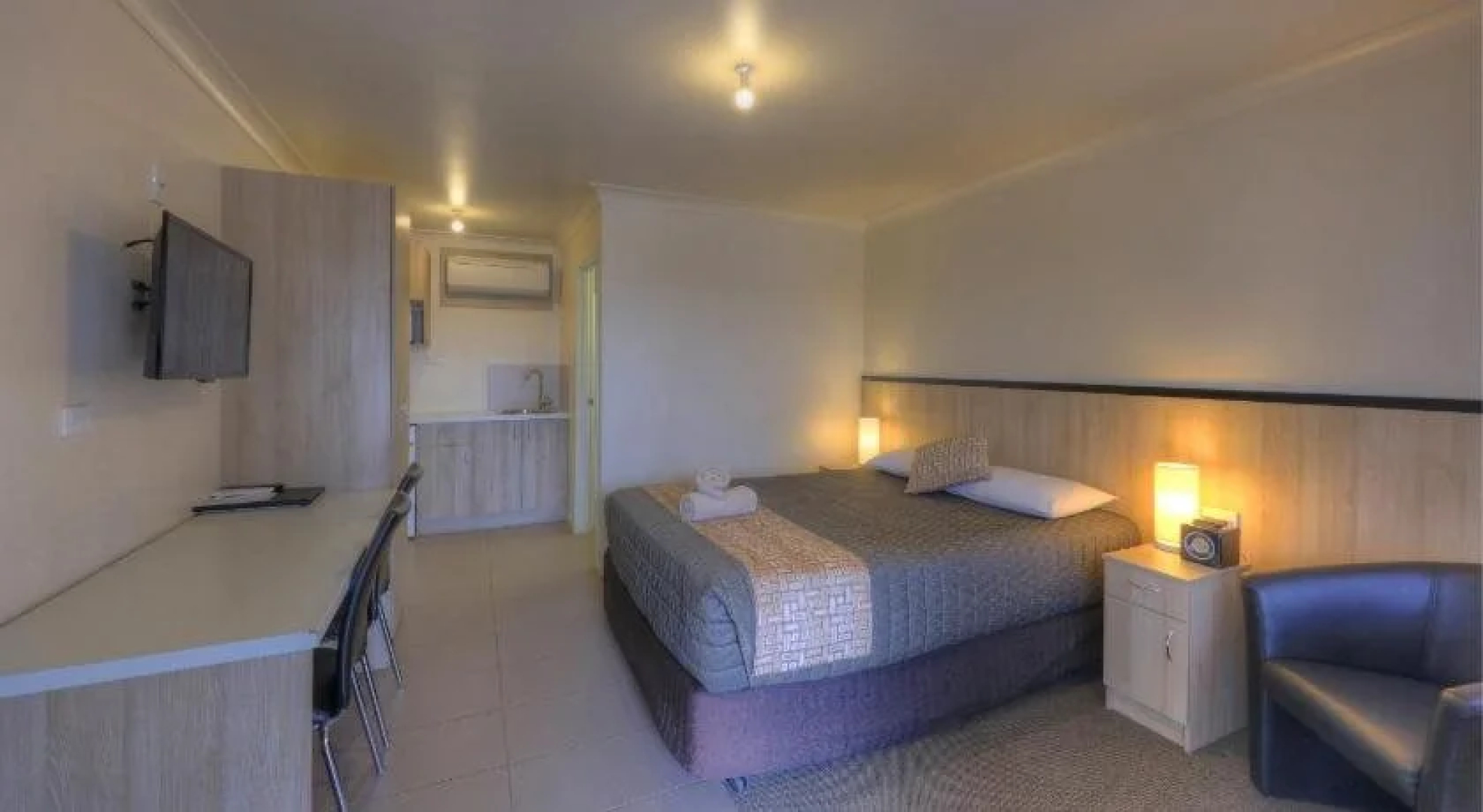 Starline Motor Inn