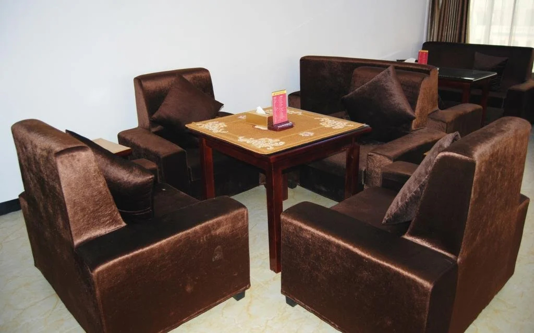 Meiweiya Business Hotel