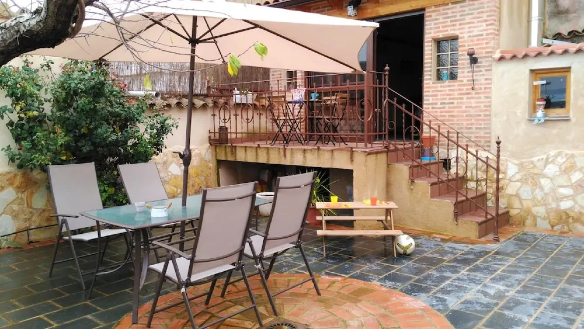 House With 3 Bedrooms in Alaejos, With Enclosed Garden and Wifi