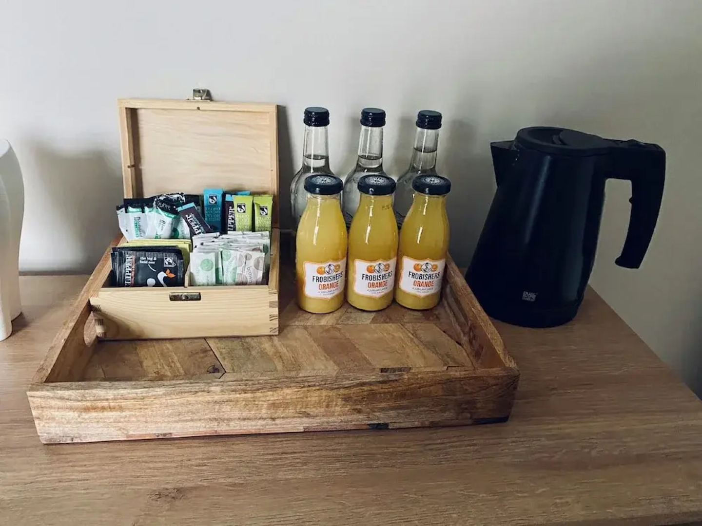 Morleys Bistro | By Huluki Sussex Stays