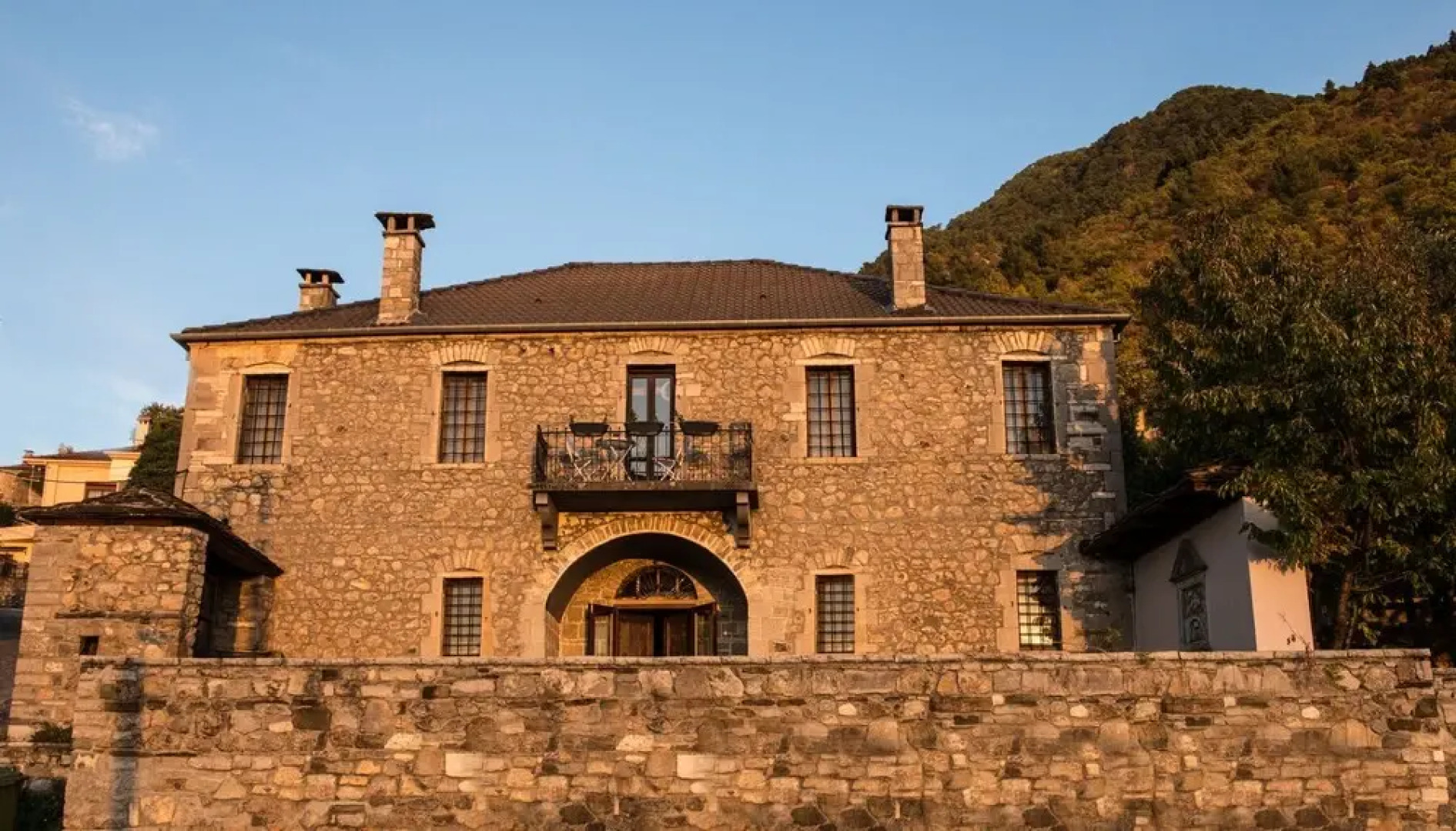 Snowpeak Chalet Archontiko - Premium Junior Suite