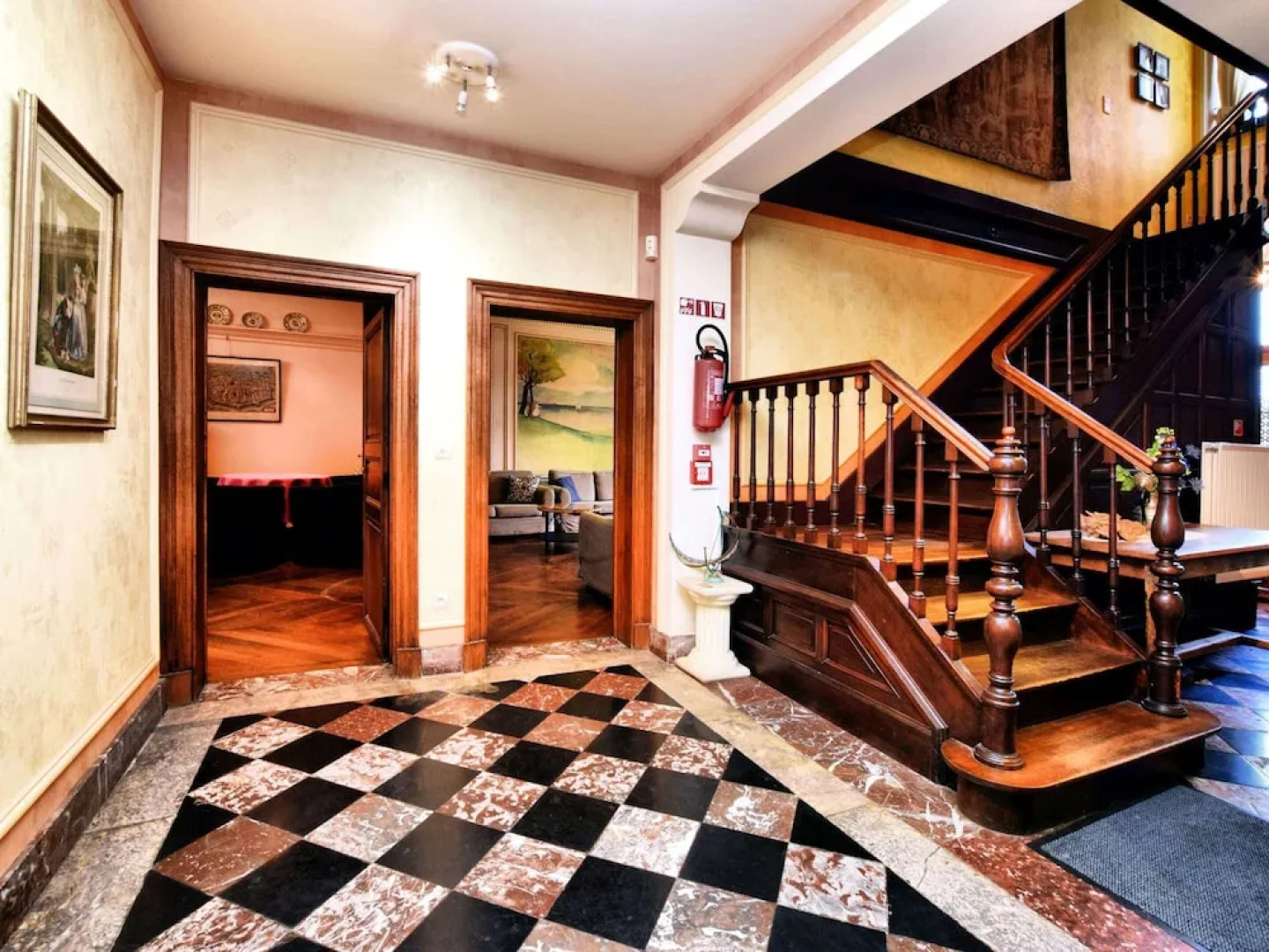 Stylish Stay With Sauna