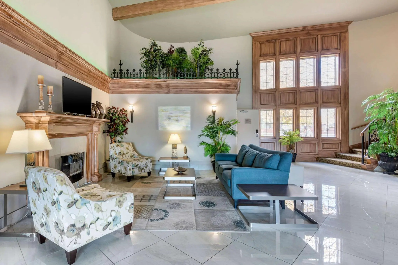 Village Inn & Suites