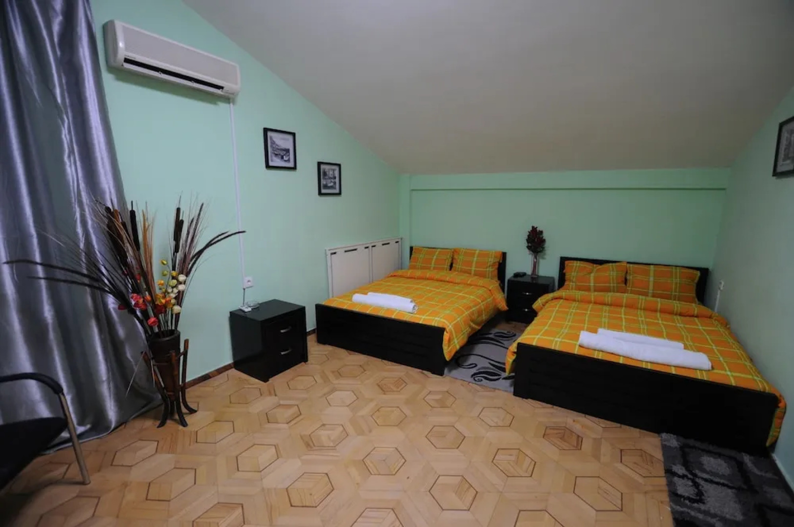 Отель Elite Lux