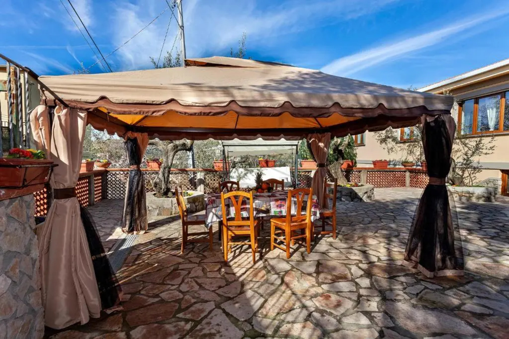 Il Tiglio-Holiday Home