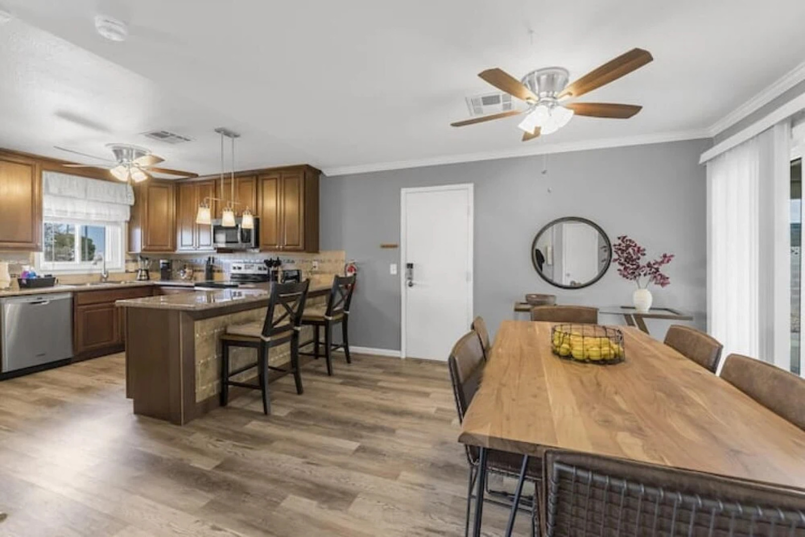 Scenic A Cozy Vegas Stay With Private Jacuzzi