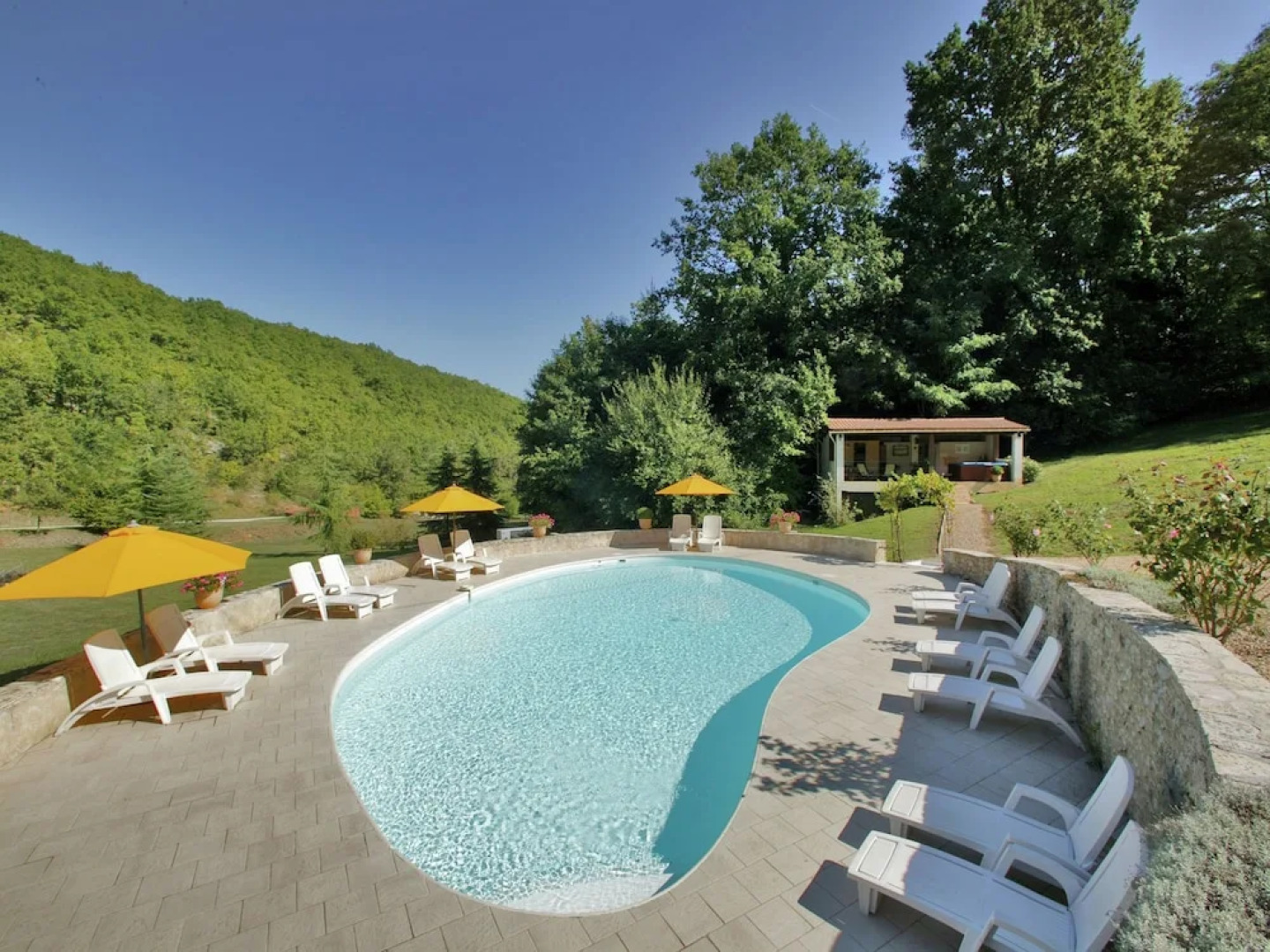 Luxurious Mansion in Souillac With Swimming Pool