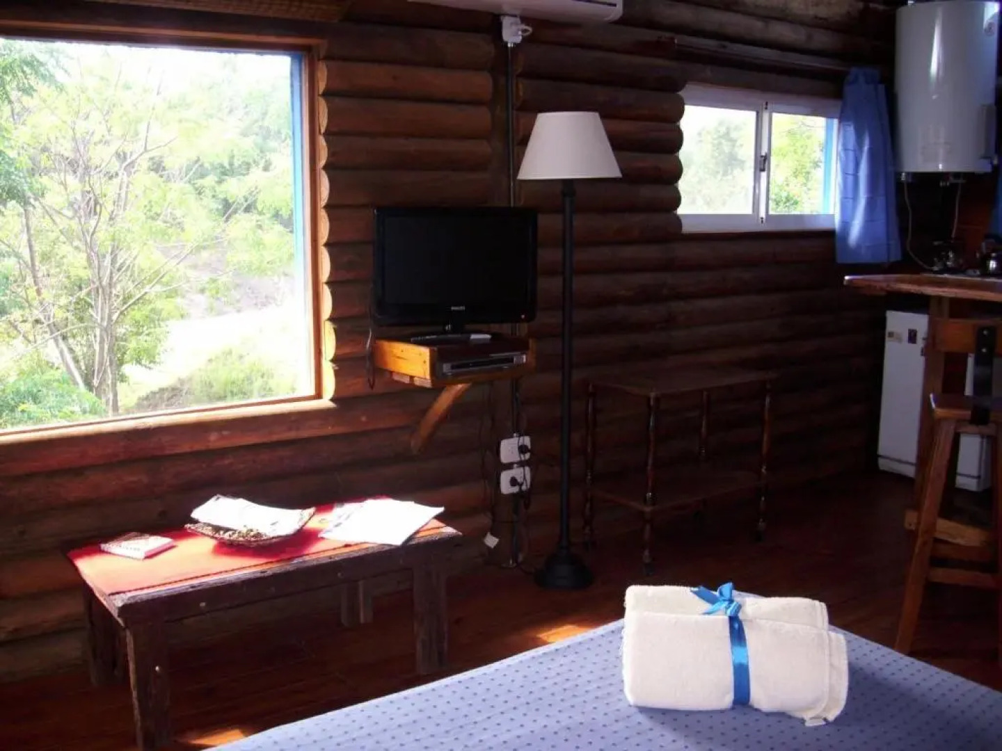 Cabanas De La Ribera