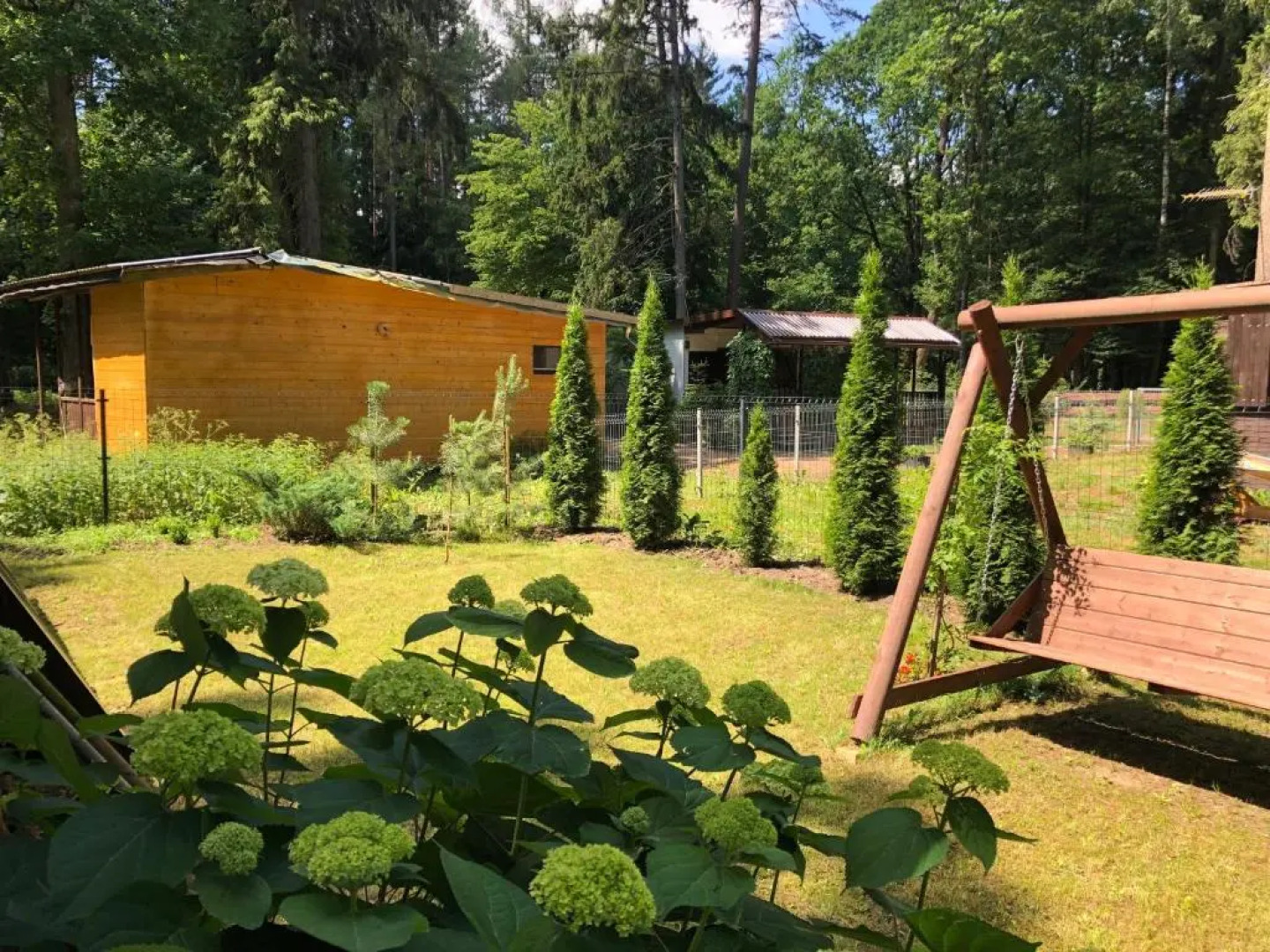 Letnisko SYMSAR 6, Drewniany domek letniskowy