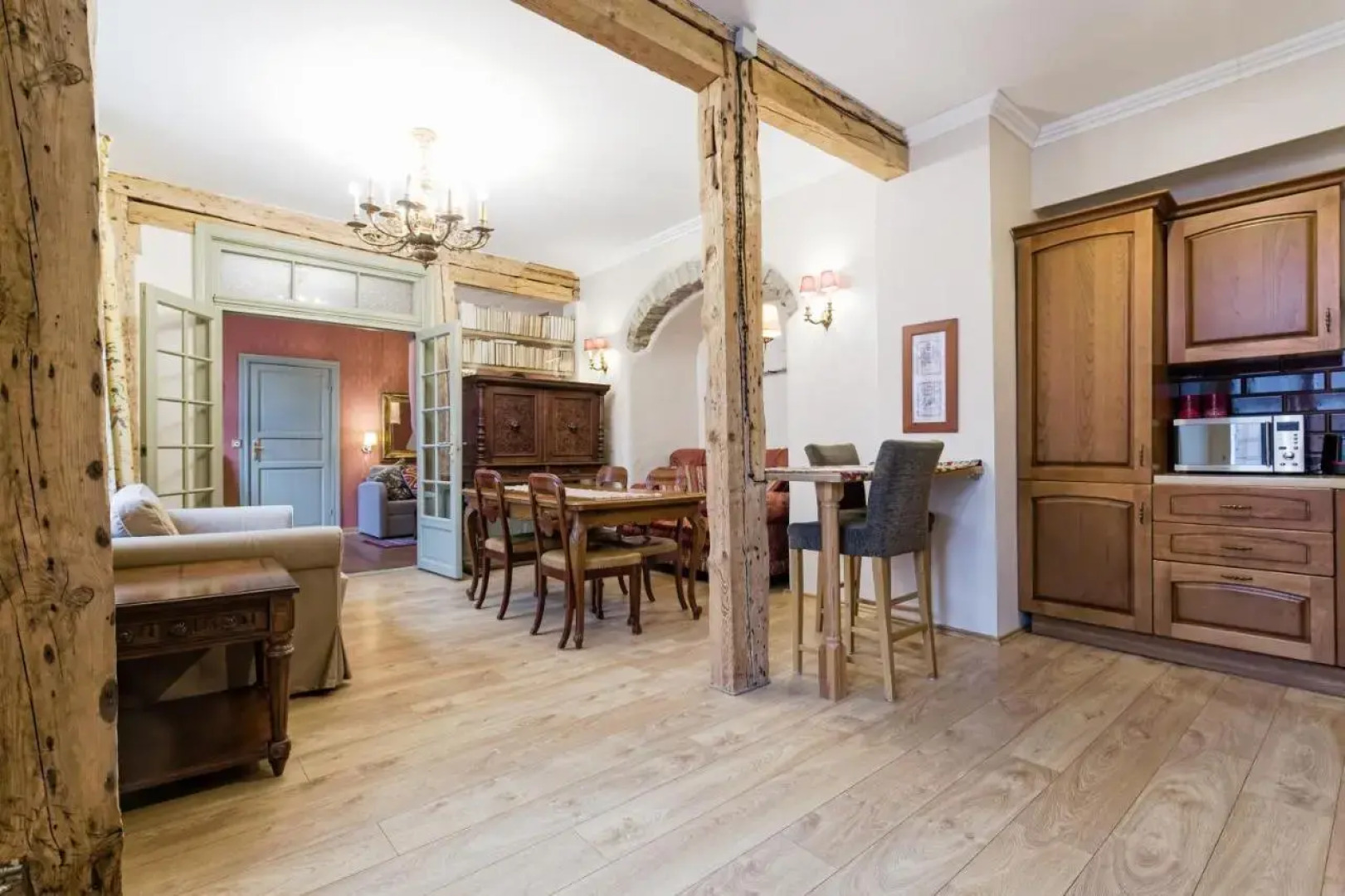 Old Town Charm Apartments