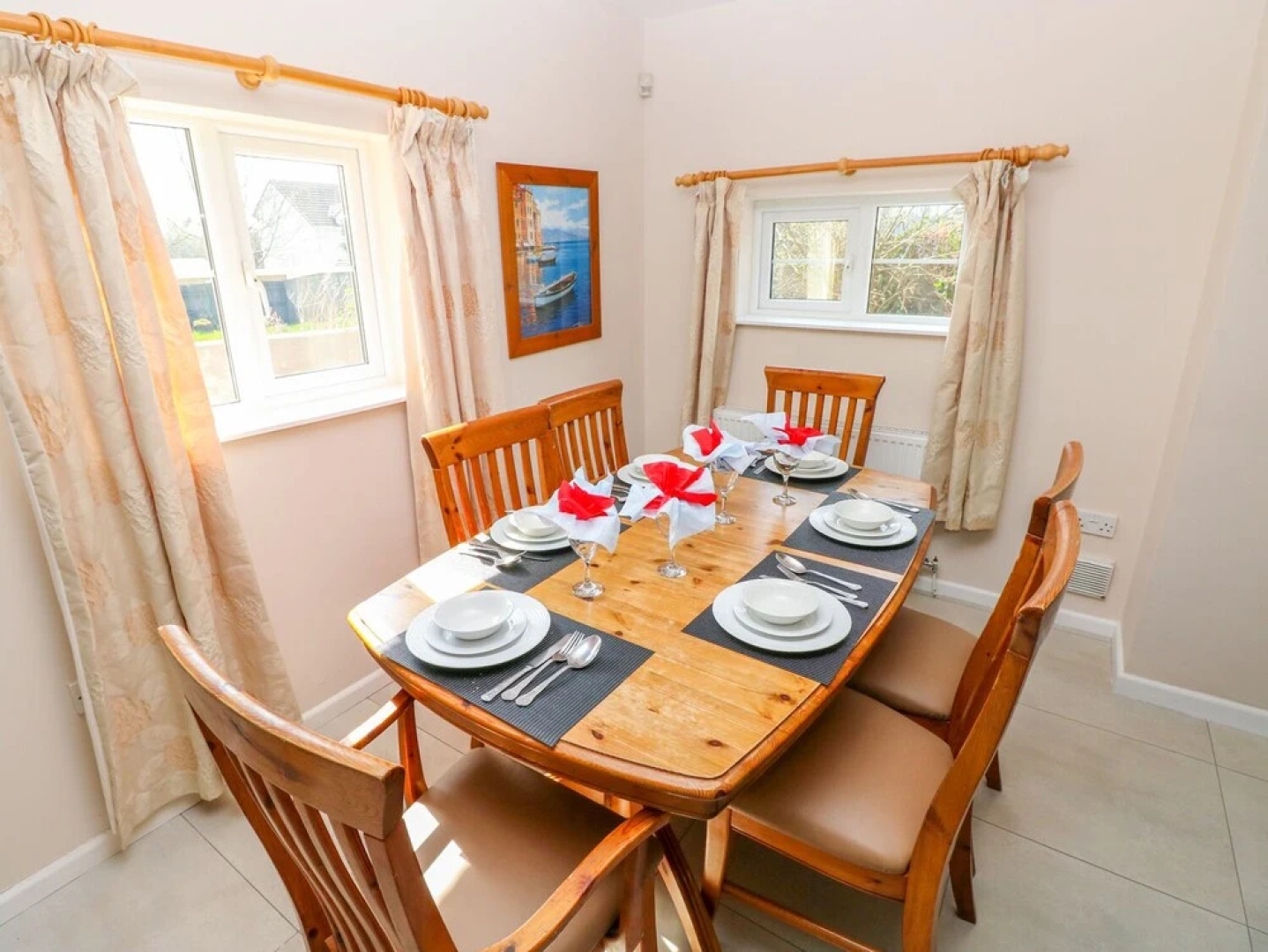 Vineyard Vale 8